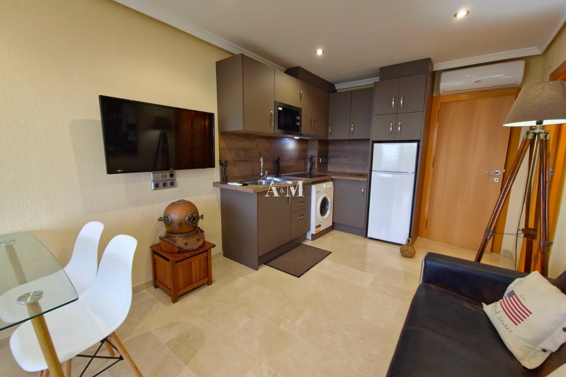 Long Term Rental - Apartment / flat - Torrevieja - Centro