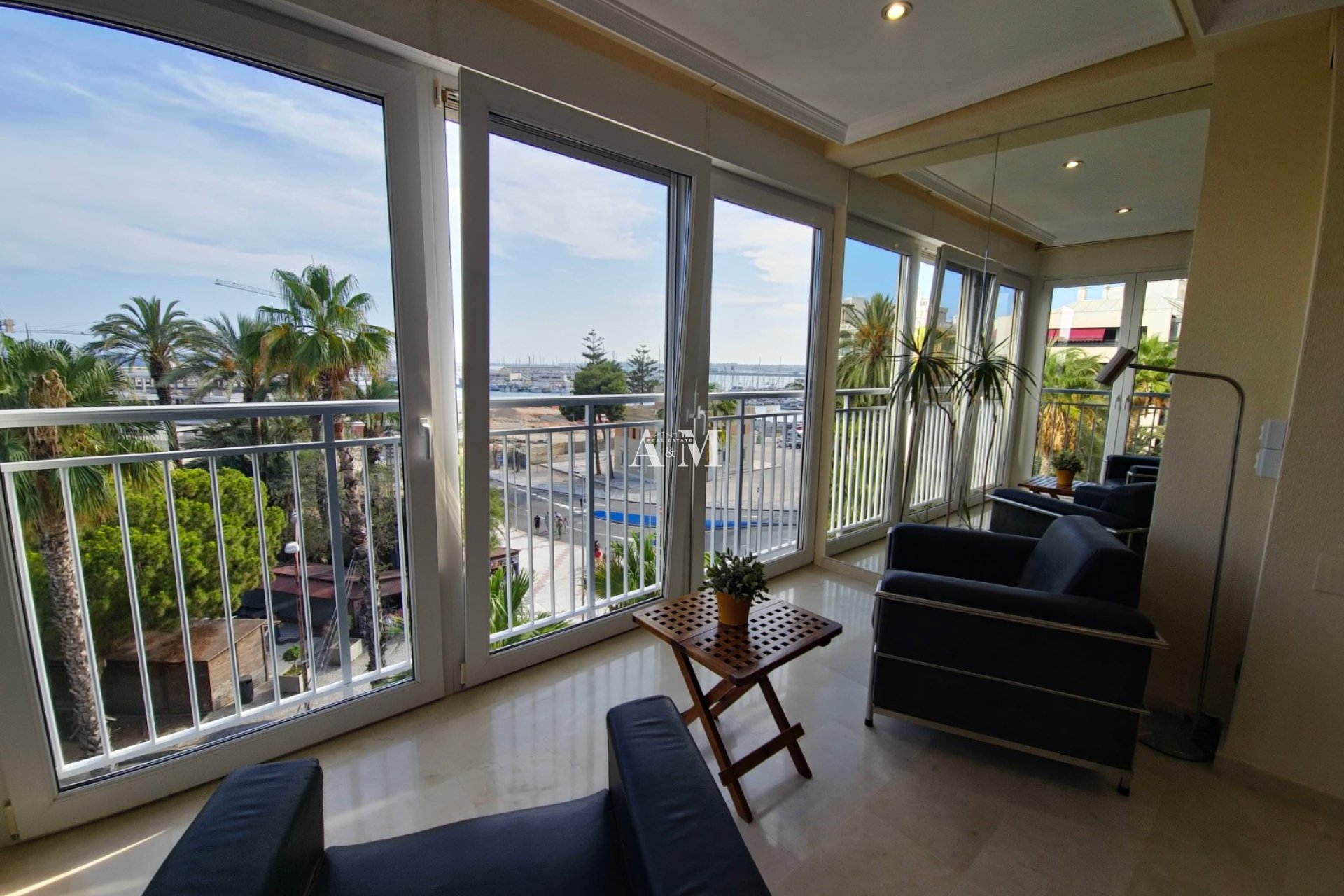 Long Term Rental - Apartment / flat - Torrevieja - Centro