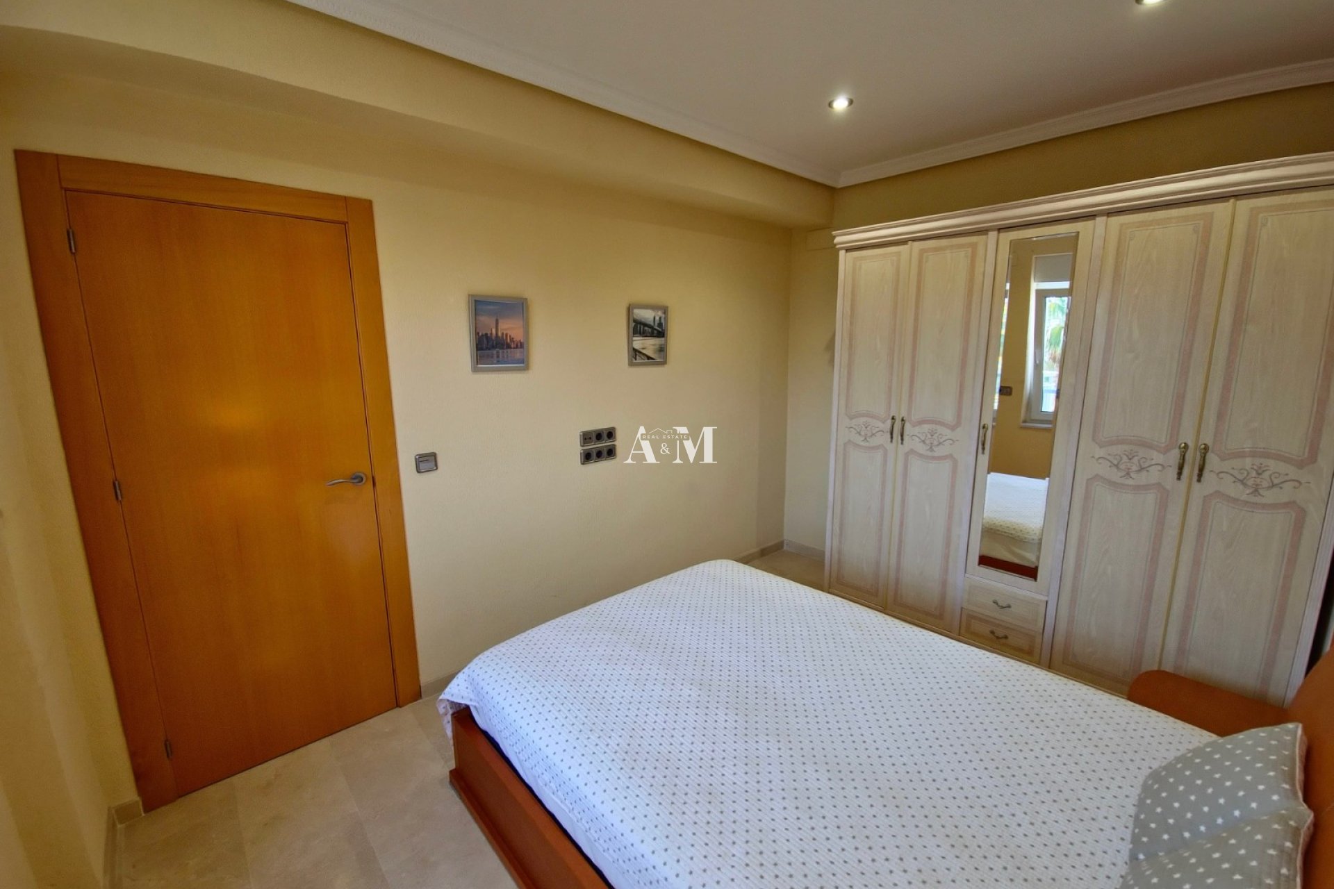 Long Term Rental - Apartment / flat - Torrevieja - Centro