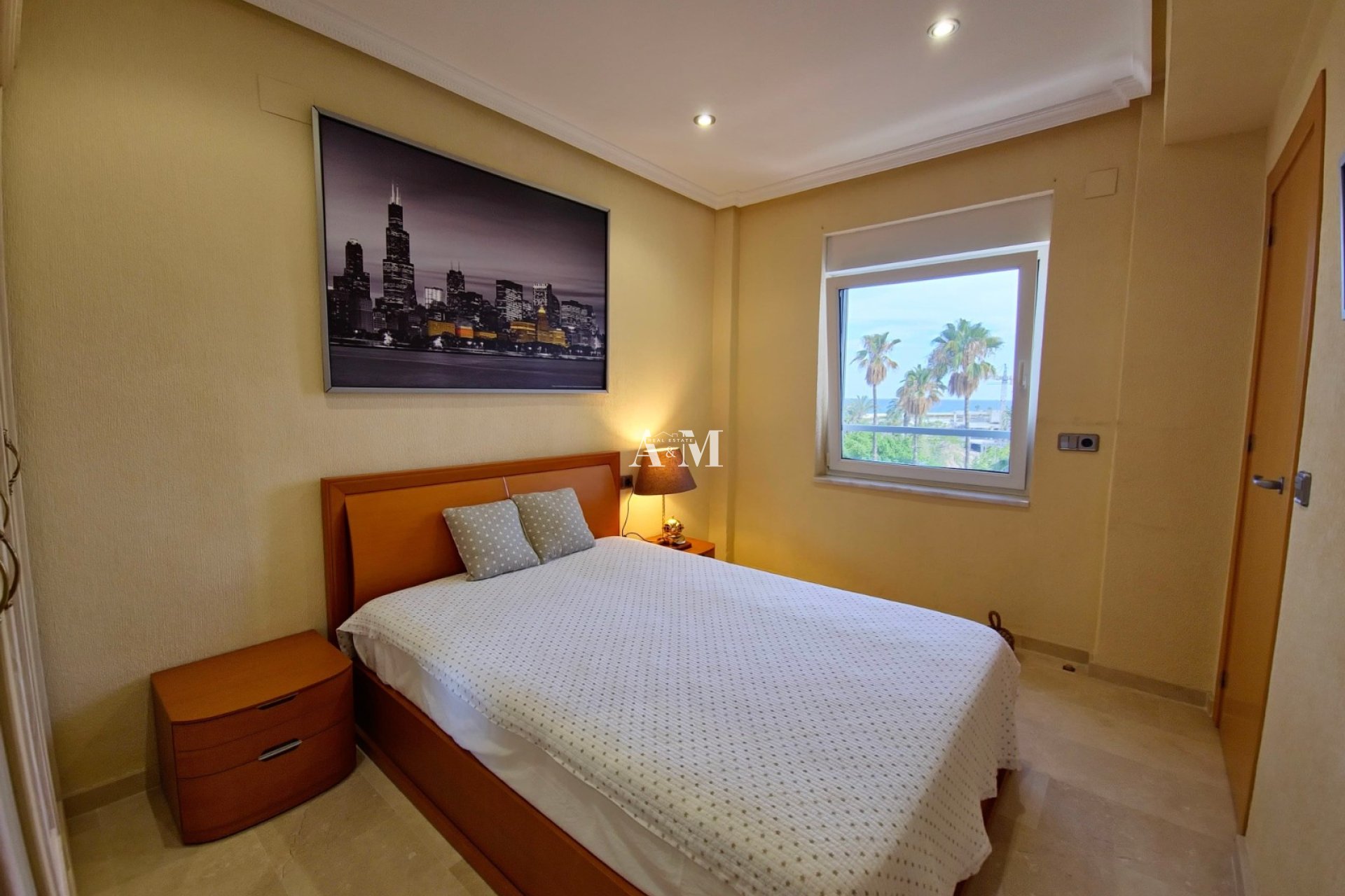 Long Term Rental - Apartment / flat - Torrevieja - Centro