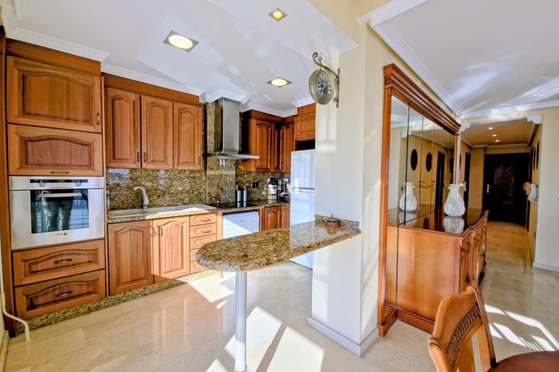 Long Term Rental - Apartment / flat - Torrevieja - Centro