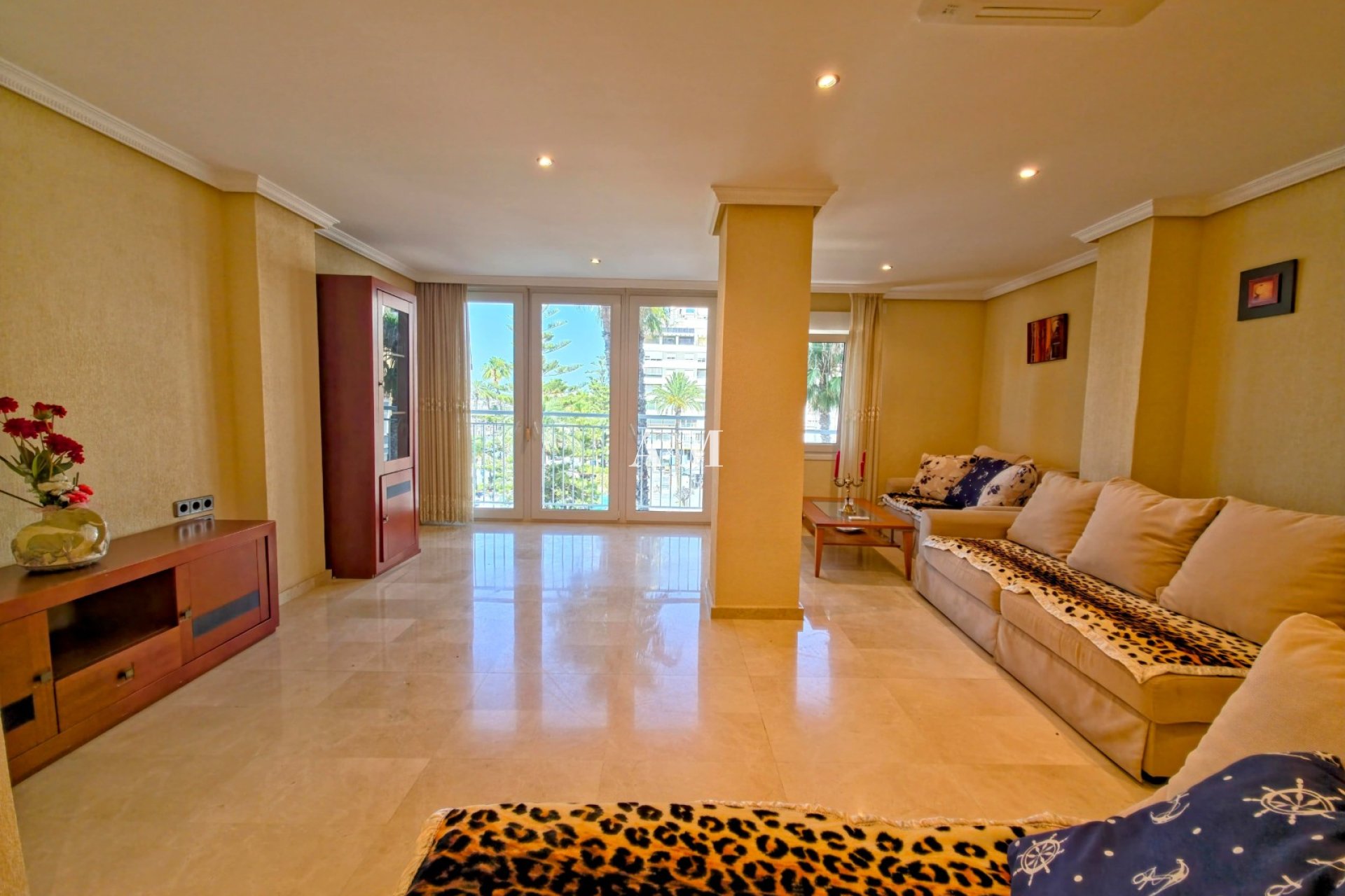 Long Term Rental - Apartment / flat - Torrevieja - Centro