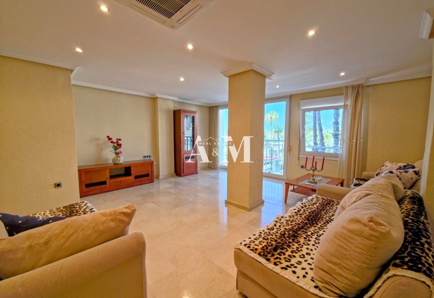 Long Term Rental - Apartment / flat - Torrevieja - Centro