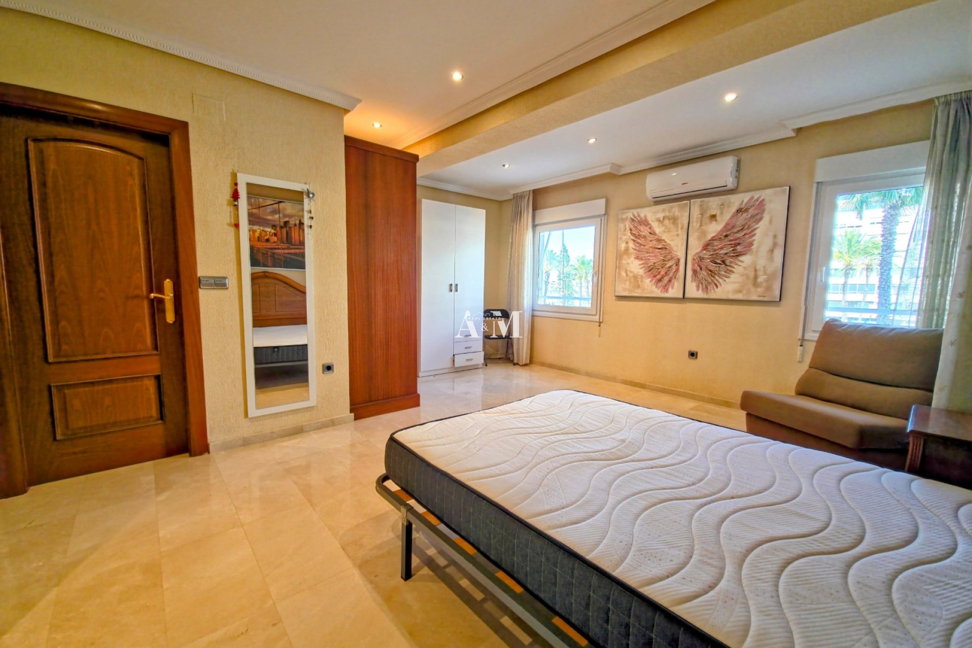 Long Term Rental - Apartment / flat - Torrevieja - Centro