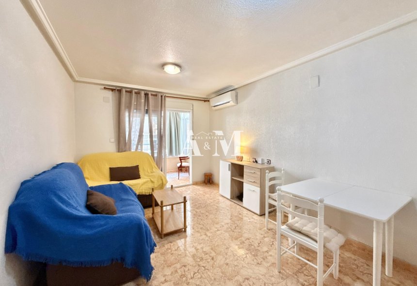 Long Term Rental - Apartment / flat - Torrevieja - Centro
