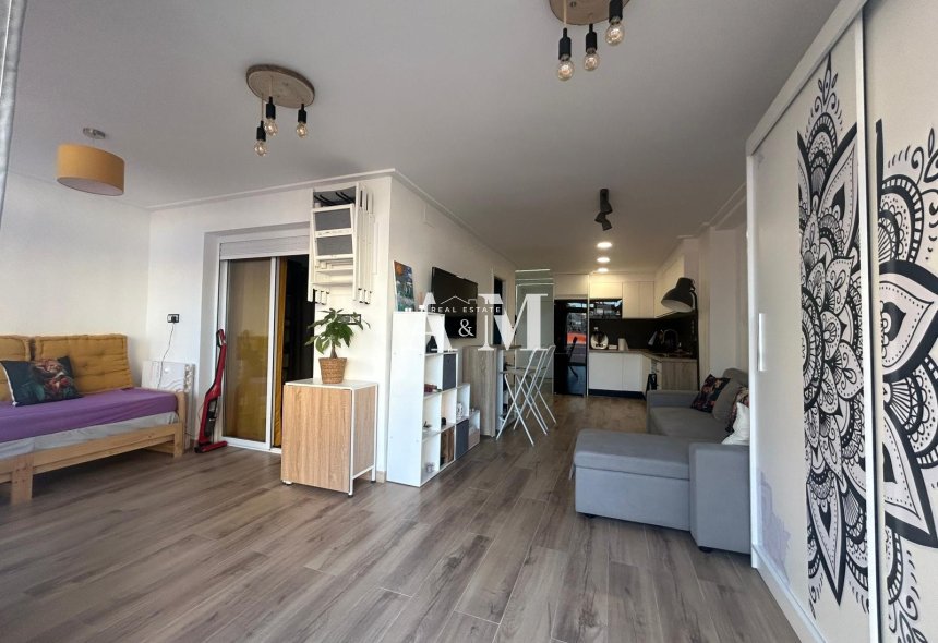 Long Term Rental - Apartment / flat - Torrevieja - La Veleta