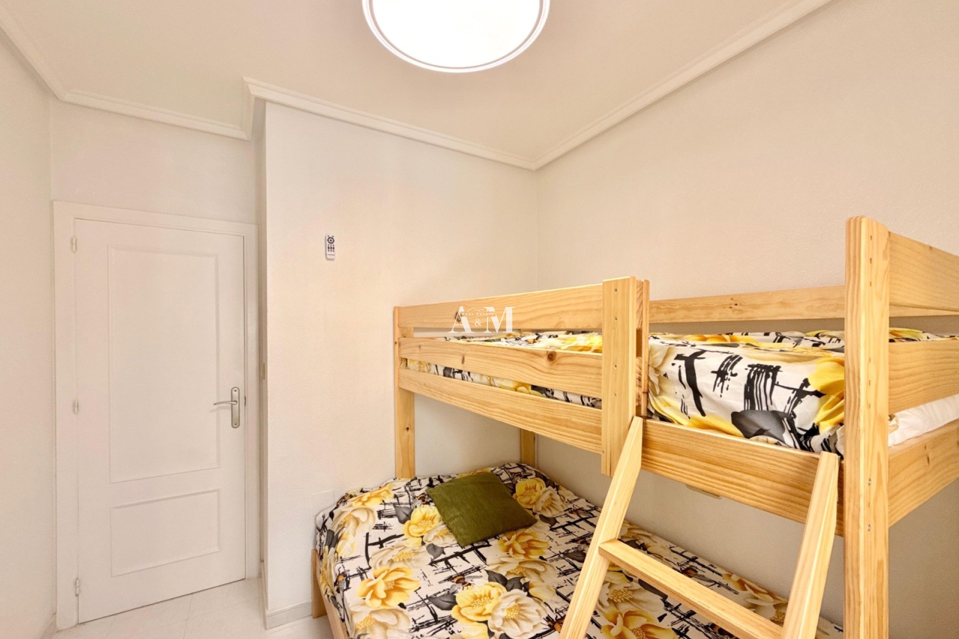Long Term Rental - Apartment / flat - Torrevieja - Nueva Torrevieja 