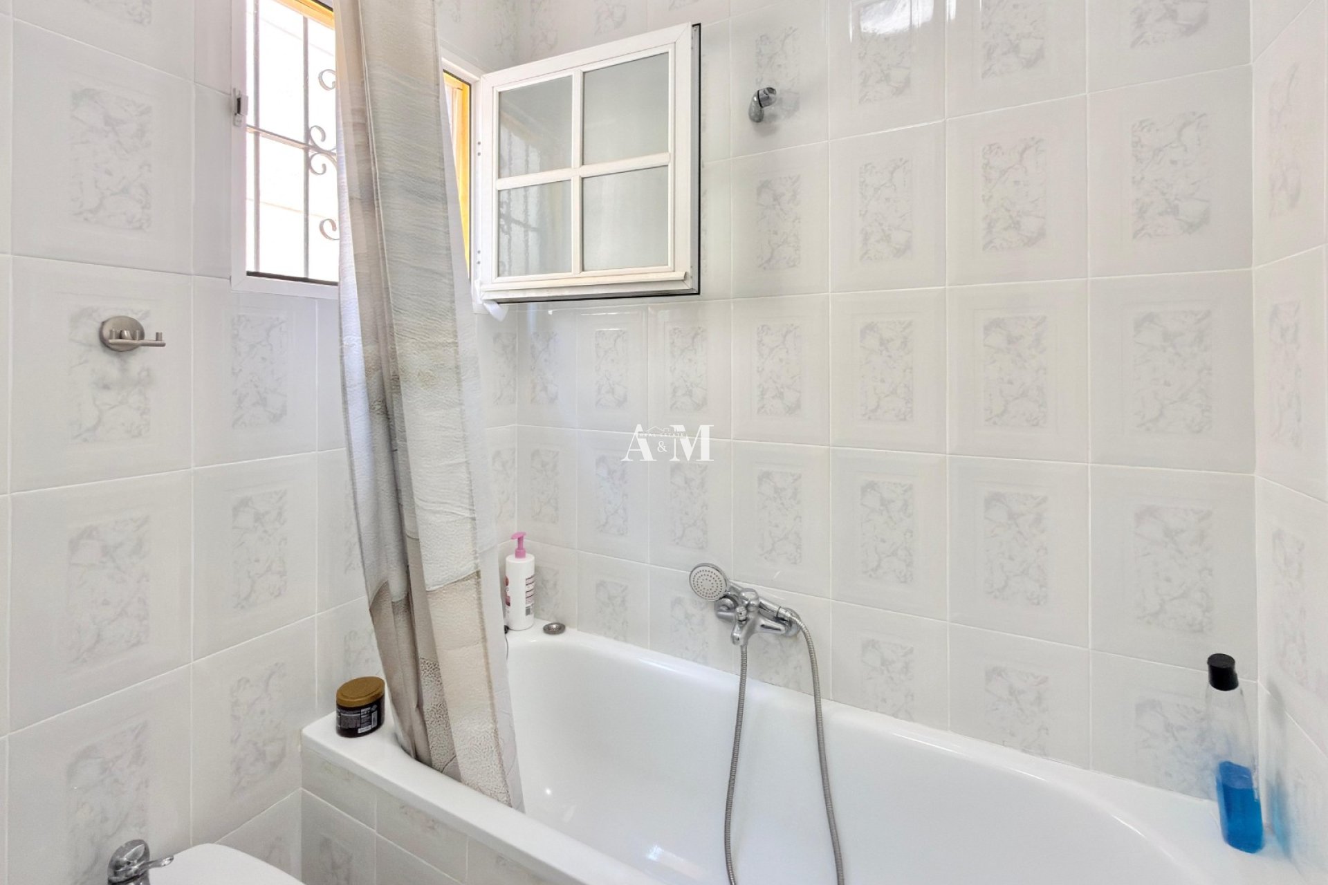 Long Term Rental - Apartment / flat - Torrevieja - Nueva Torrevieja 