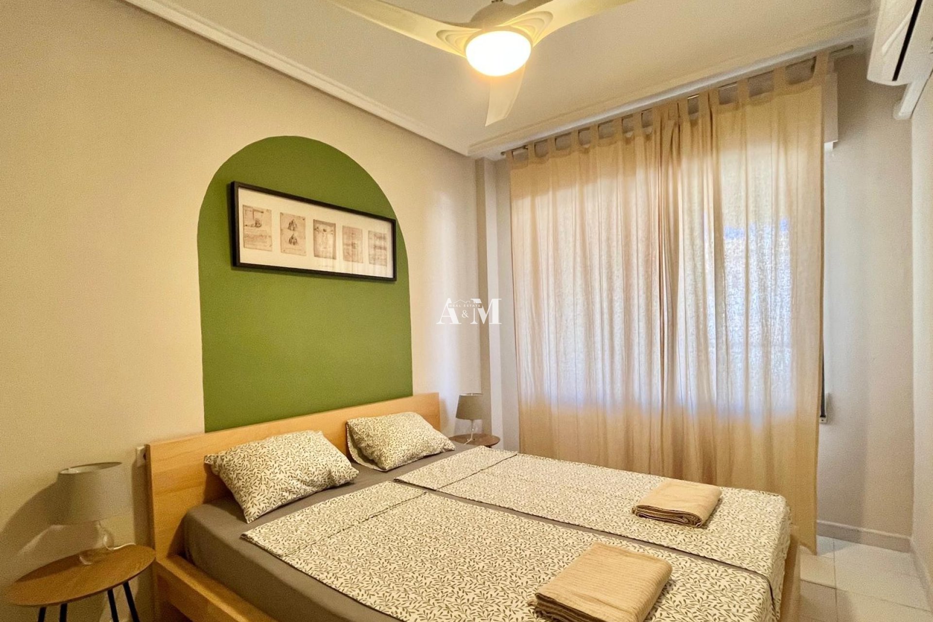 Long Term Rental - Apartment / flat - Torrevieja - Playa de los Locos