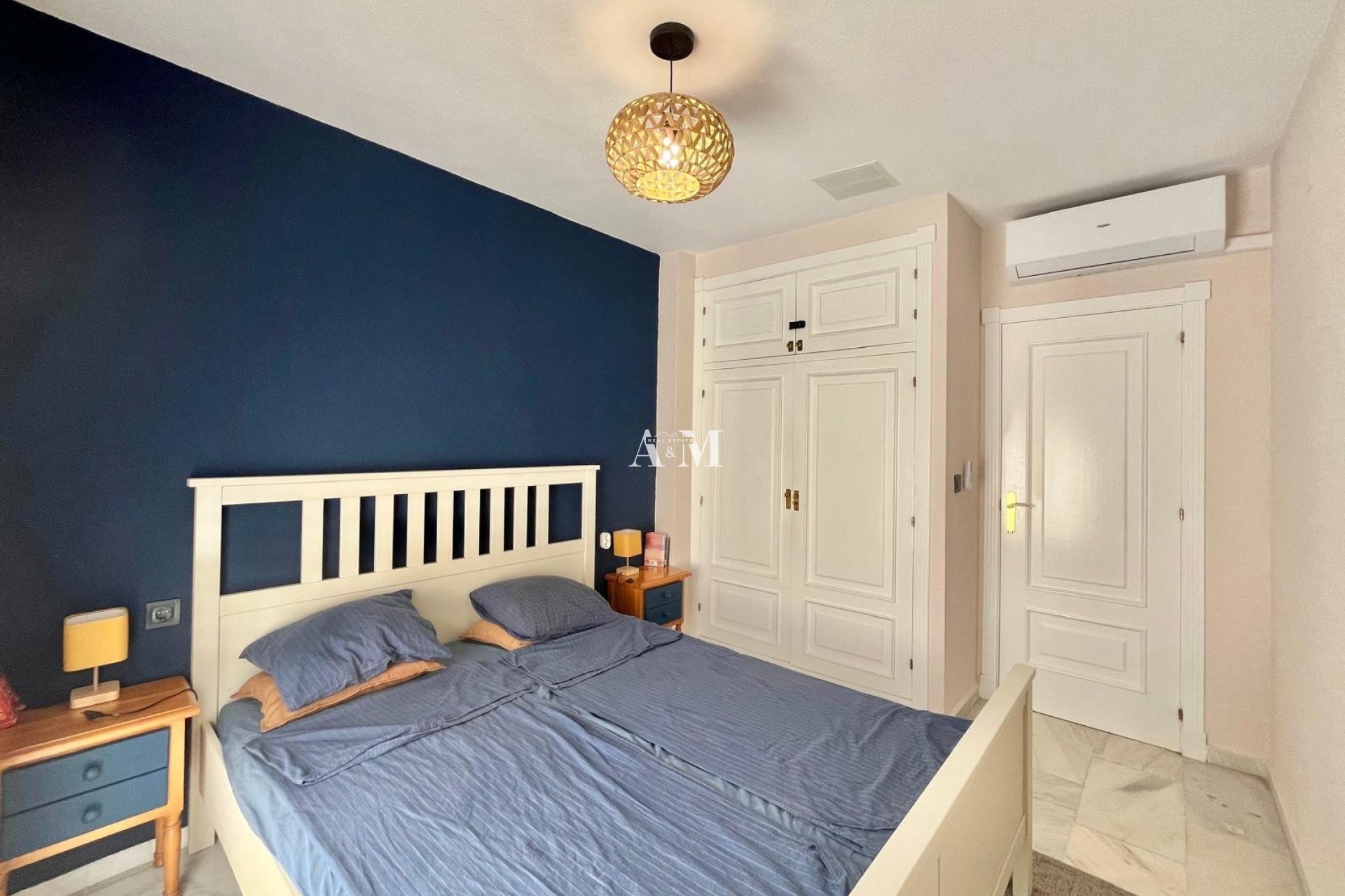 Long Term Rental - Apartment / flat - Torrevieja - Playa de los Locos