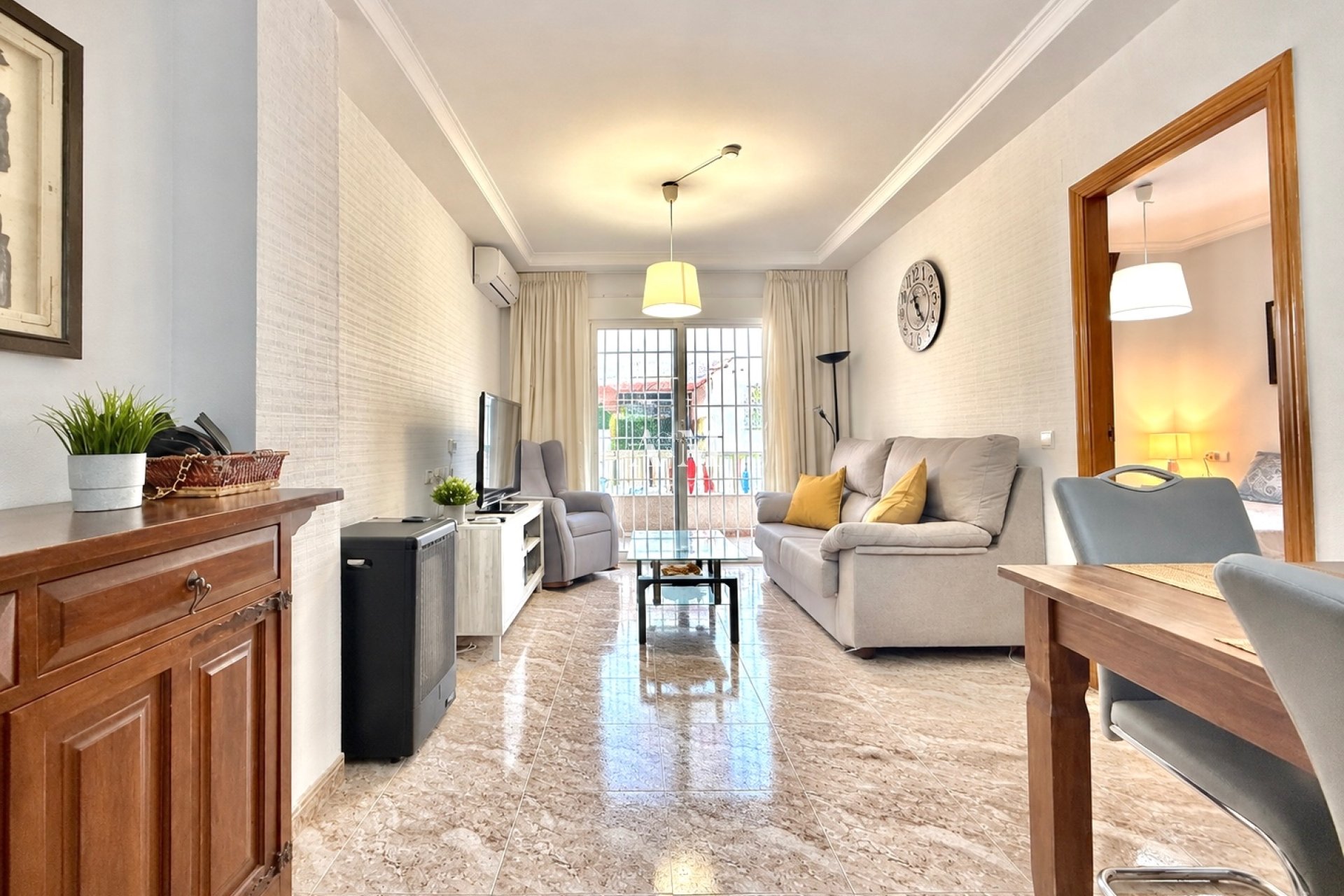 Long Term Rental - Apartment / flat - Torrevieja - Playa de los Locos
