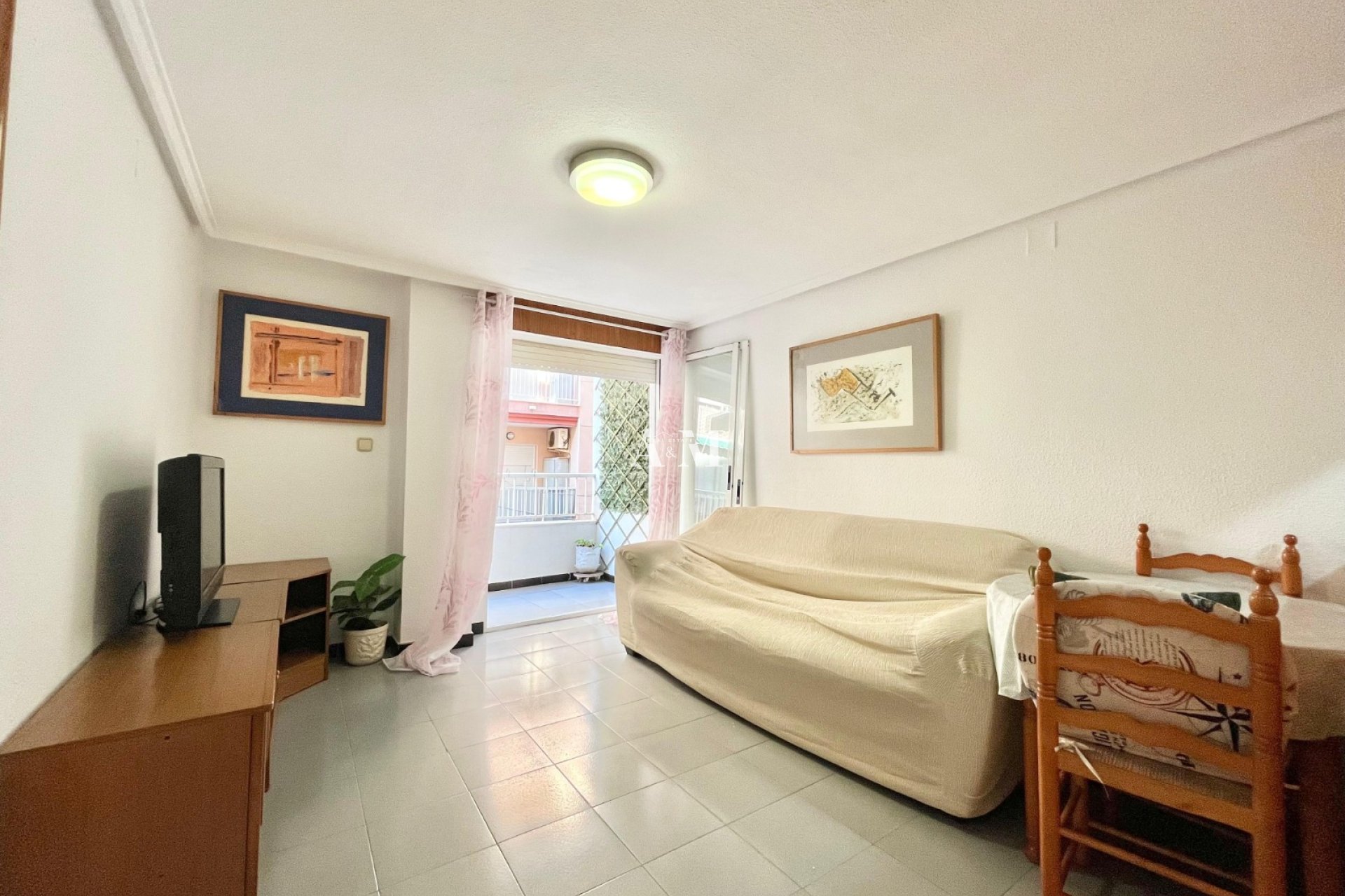 Long Term Rental - Apartment / flat - Torrevieja - Playa de los Locos