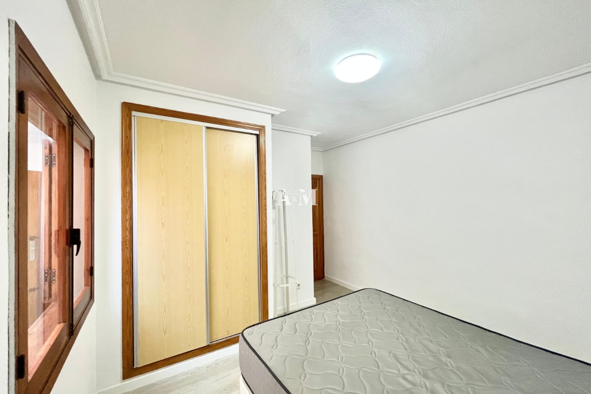 Long Term Rental - Apartment / flat - Torrevieja - Playa de los Locos