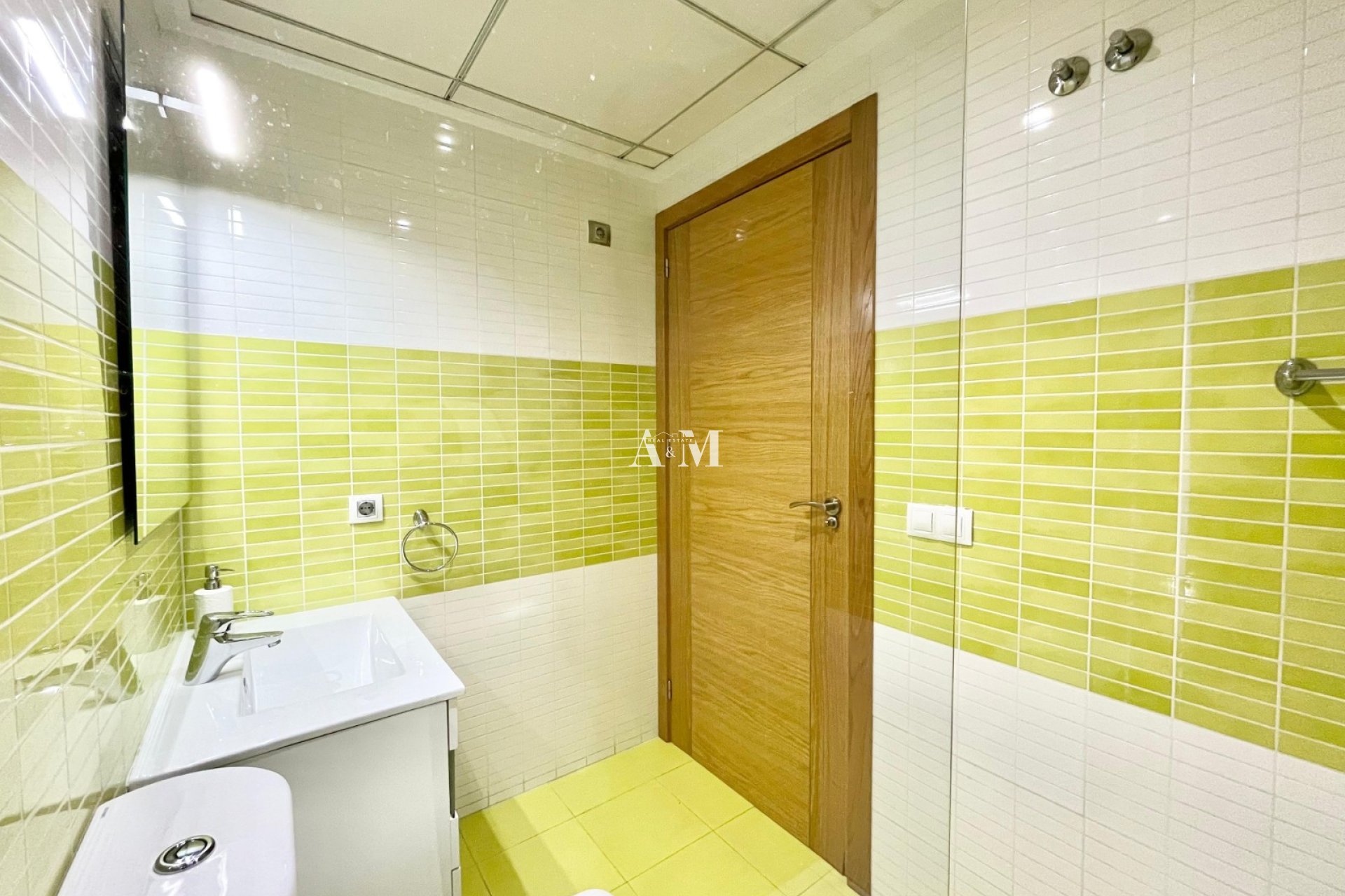 Long Term Rental - Apartment / flat - Torrevieja - Playa de los Locos