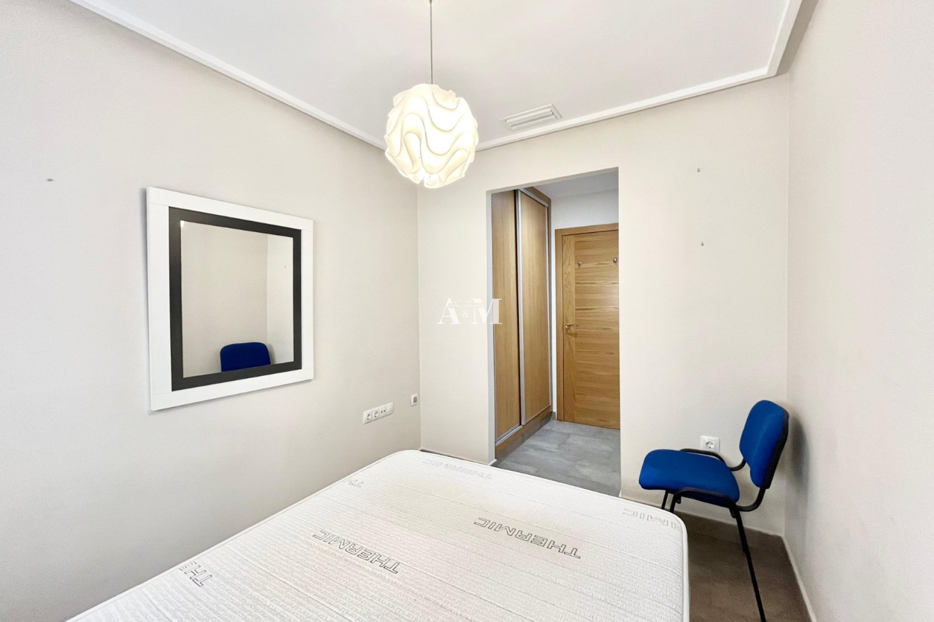 Long Term Rental - Apartment / flat - Torrevieja - Playa de los Locos