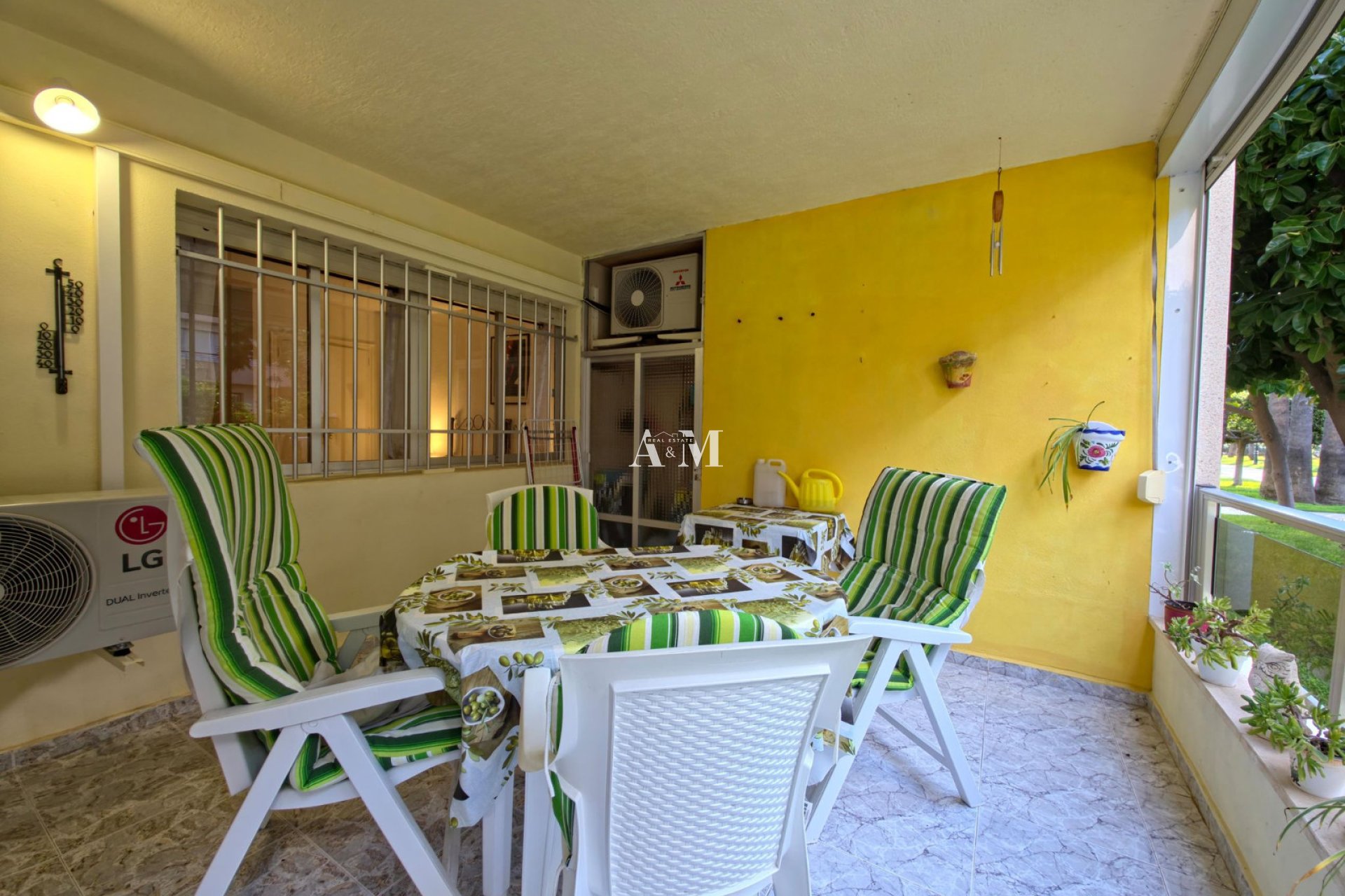 Long Term Rental - Apartment / flat - Torrevieja - Playa de los Locos