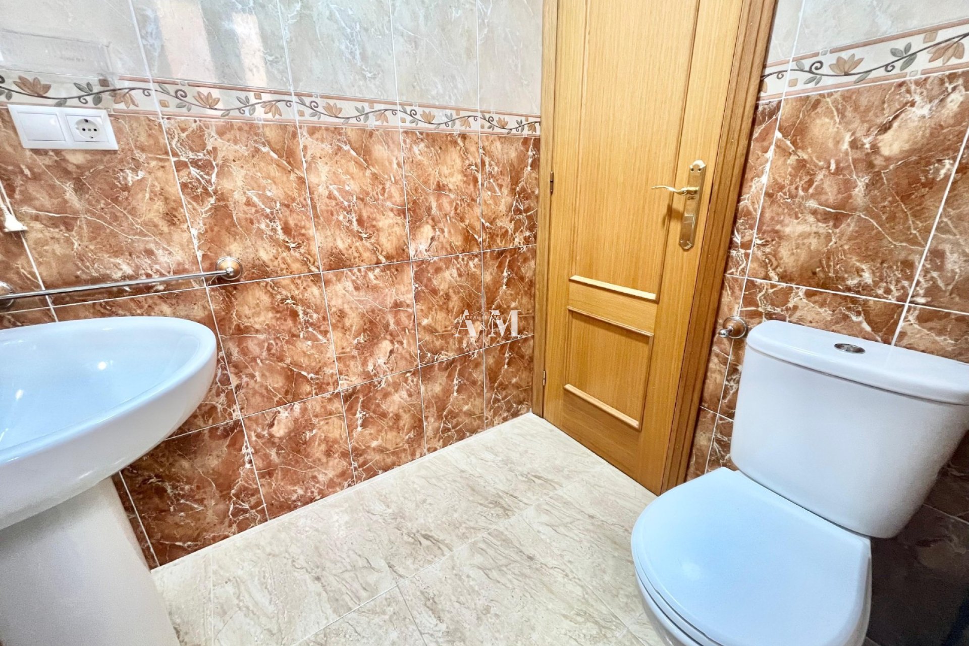 Long Term Rental - Apartment / flat - Torrevieja - Playa de los Locos