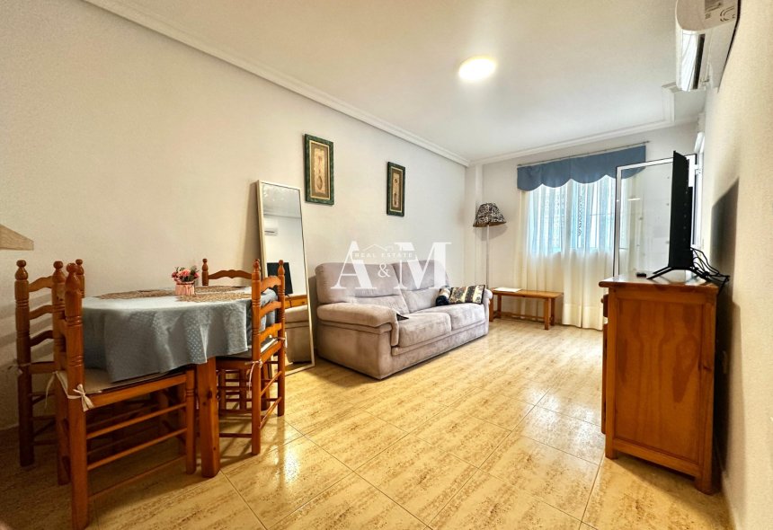 Long Term Rental - Apartment / flat - Torrevieja - Playa de los Locos