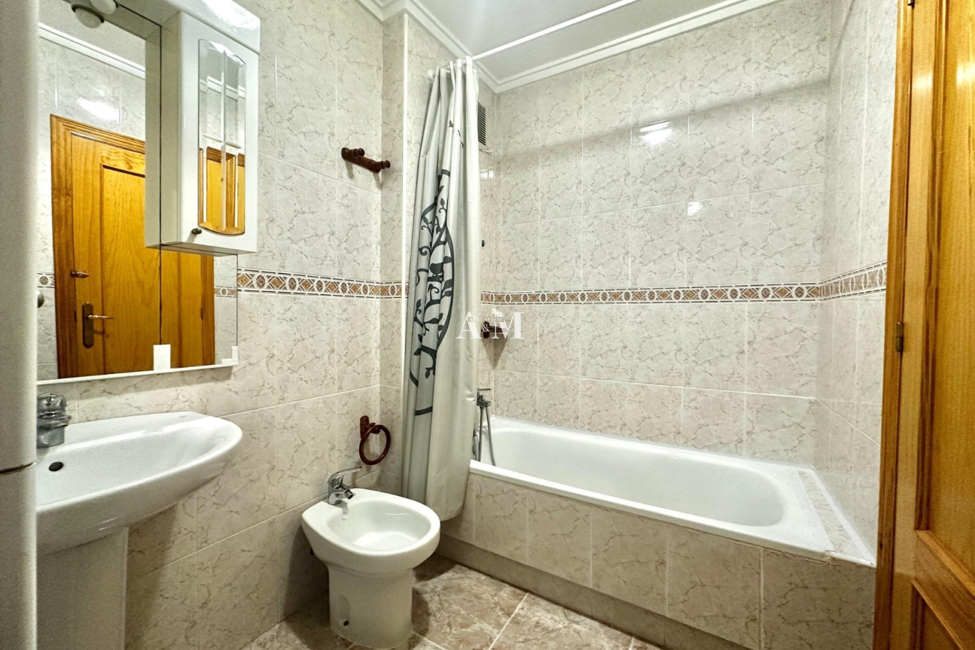 Long Term Rental - Apartment / flat - Torrevieja - Playa de los Locos