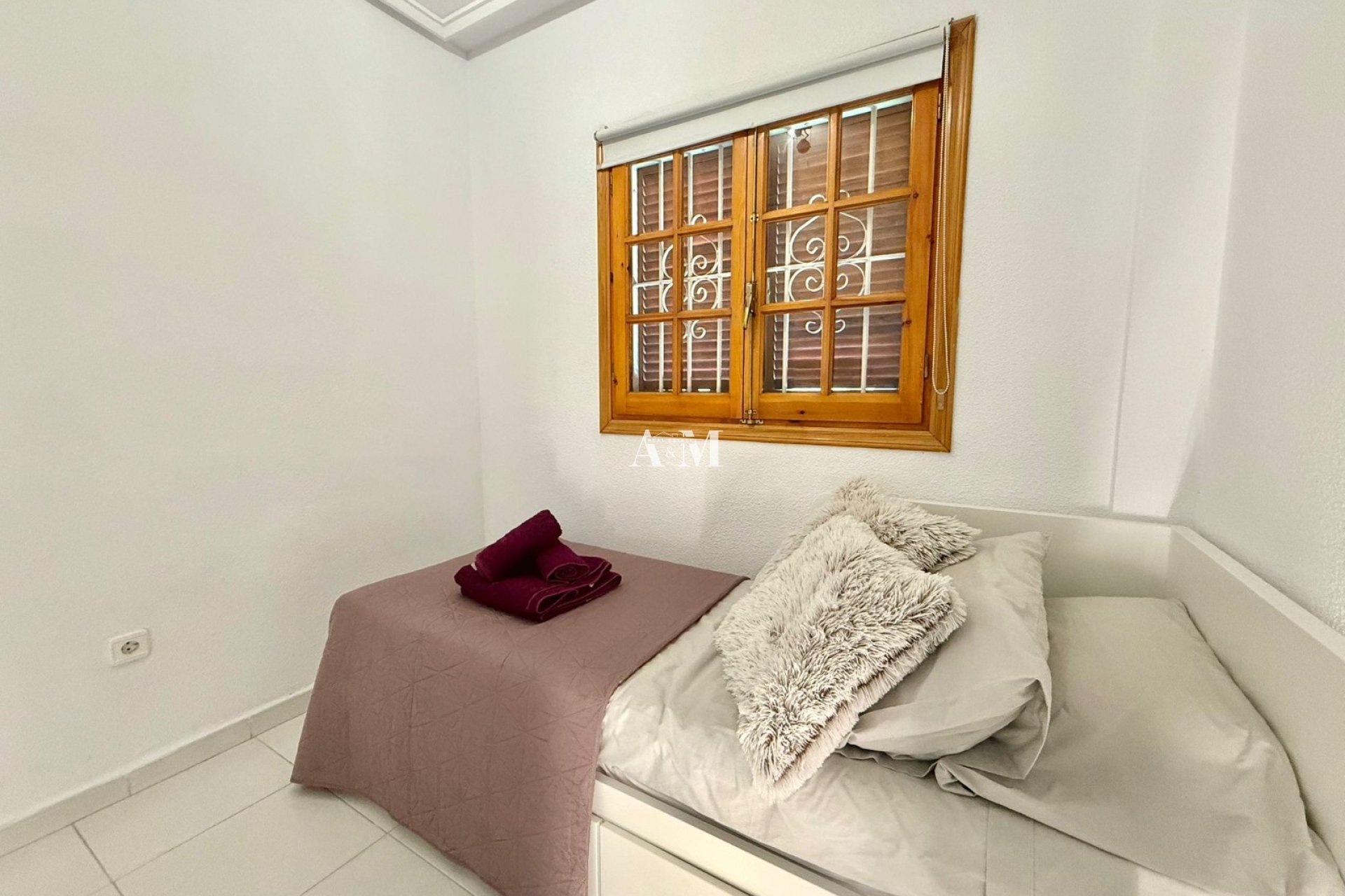 Long Term Rental - Apartment / flat - Torrevieja - Playa de los Locos