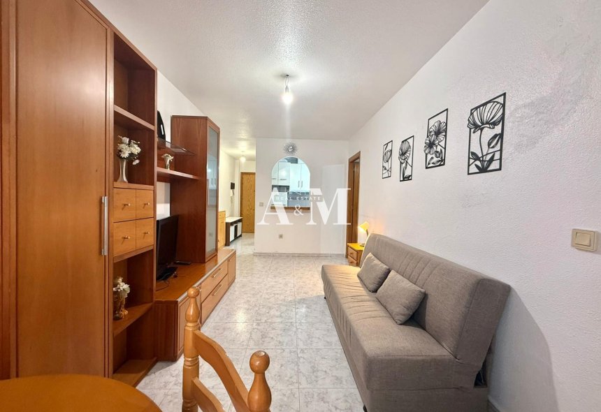 Long Term Rental - Apartment / flat - Torrevieja - Playa de los Locos