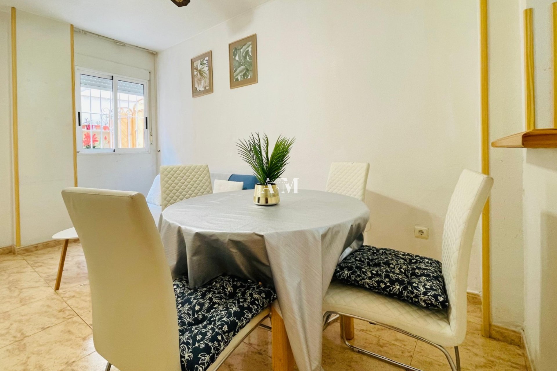 Long Term Rental - Apartment / flat - Torrevieja - Playa de los Locos