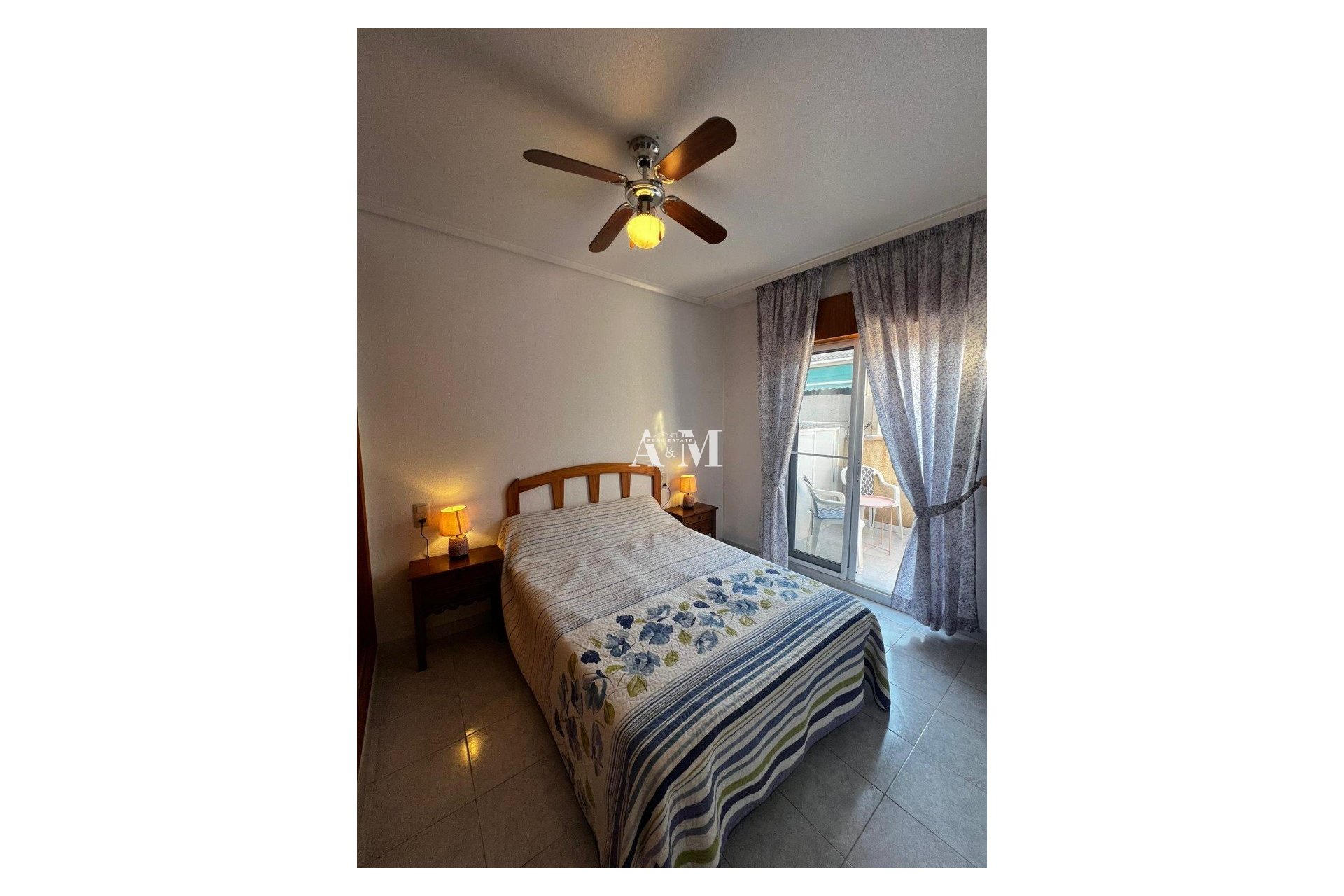Long Term Rental - Apartment / flat - Torrevieja - Playa de los Locos