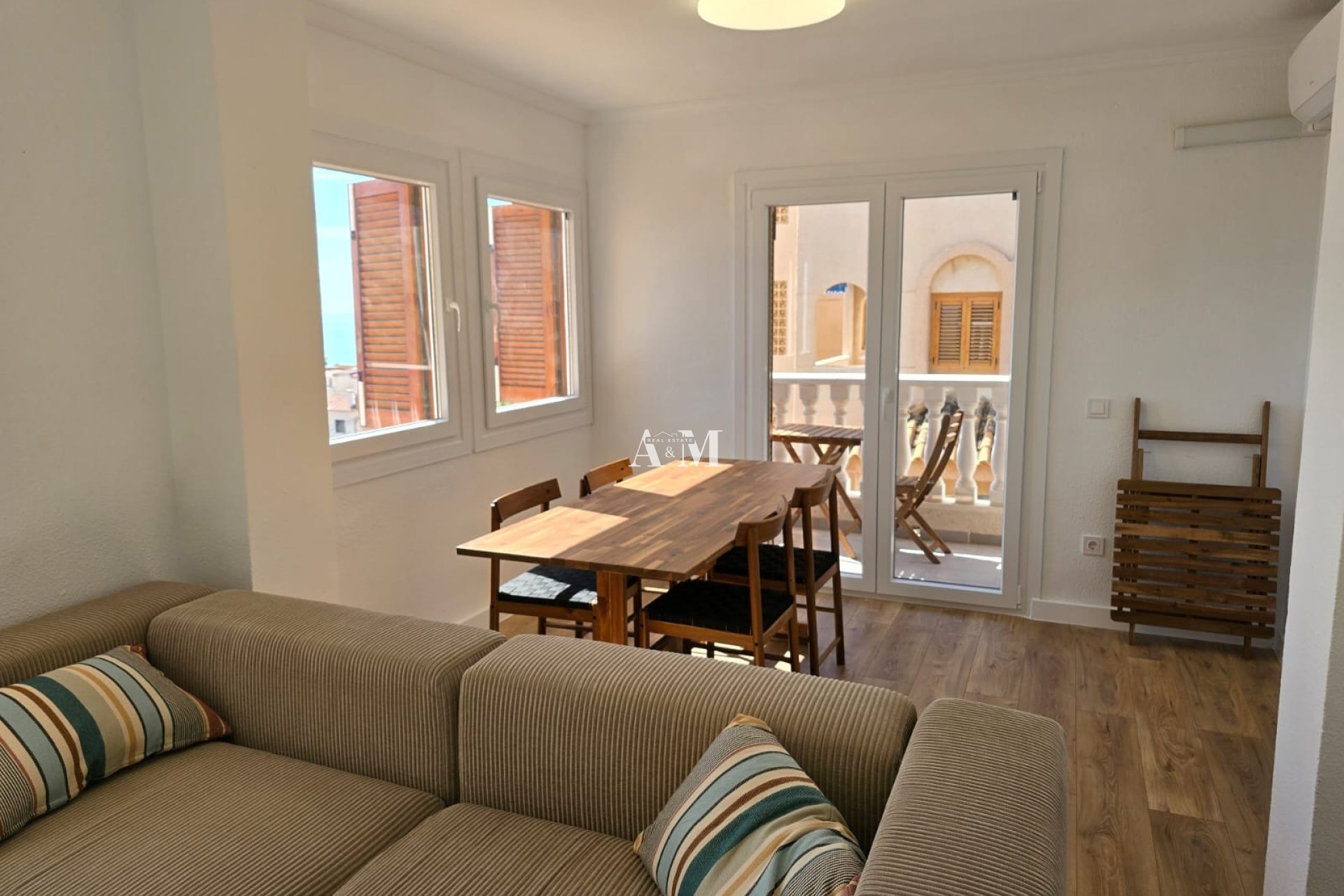 Long Term Rental - Apartment / flat - Torrevieja - Torrelamata - La Mata