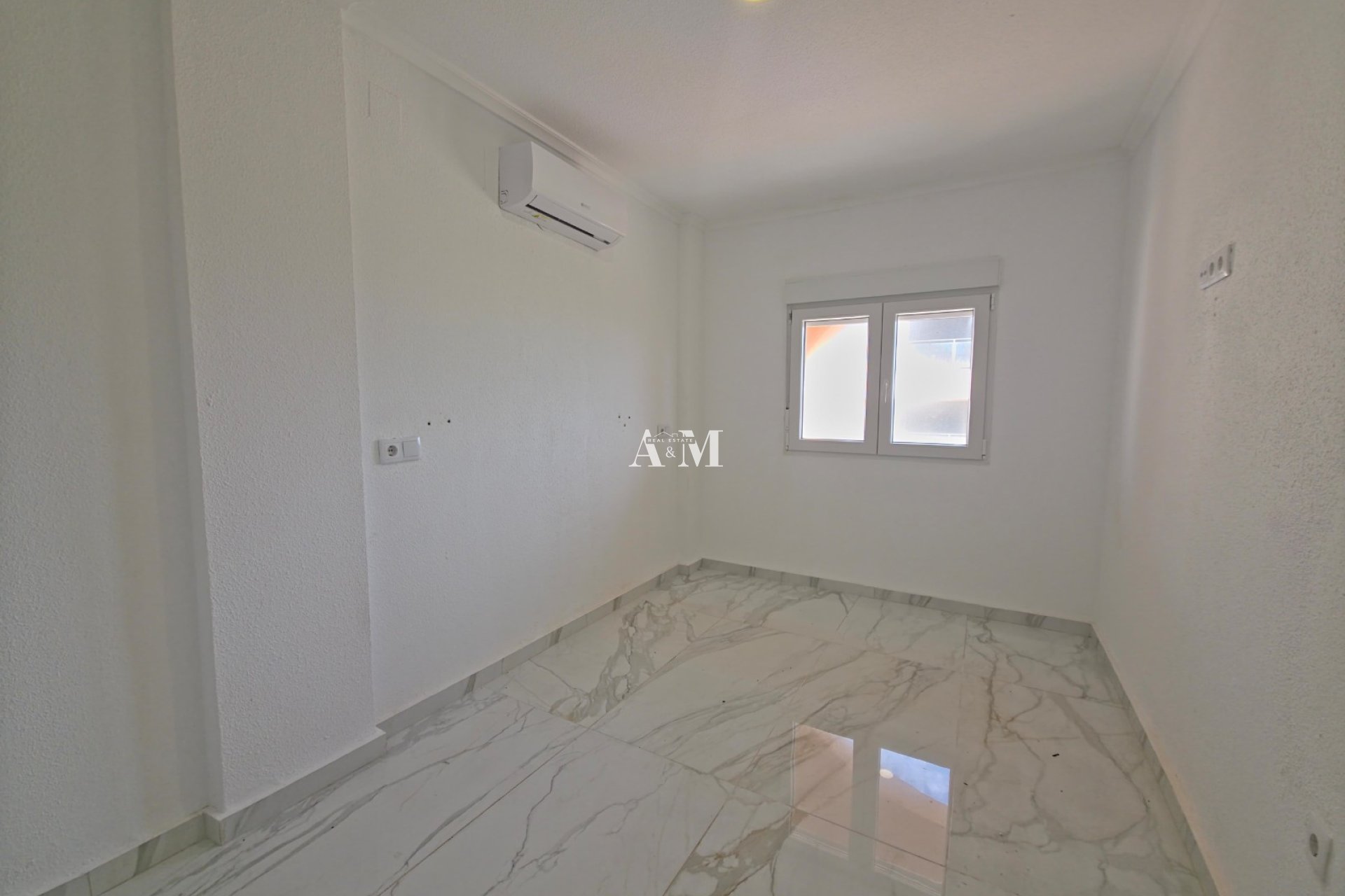 Long Term Rental - Apartment / flat - Torrevieja - Torrelamata - La Mata