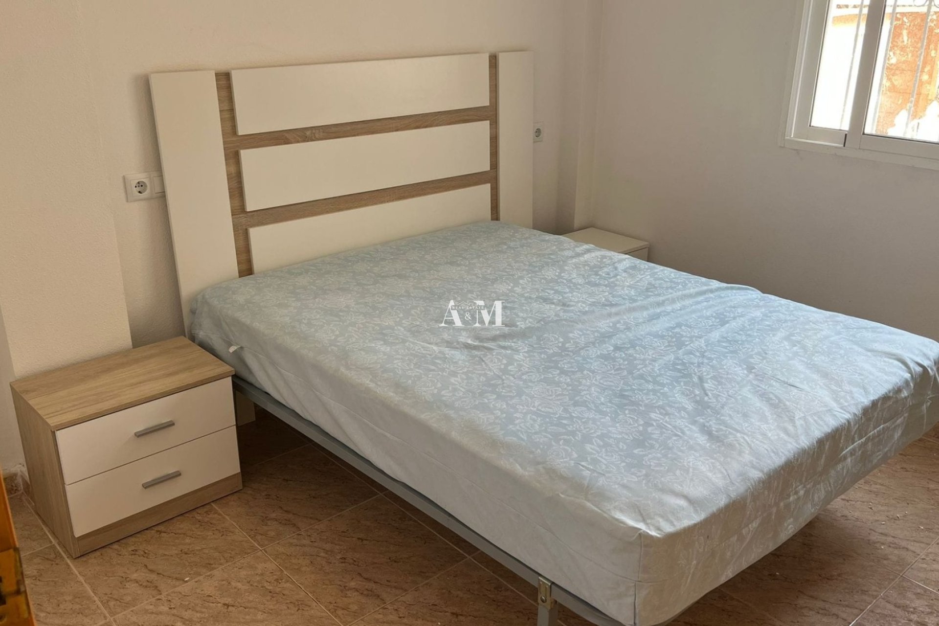 Long Term Rental - Apartment / flat - Torrevieja