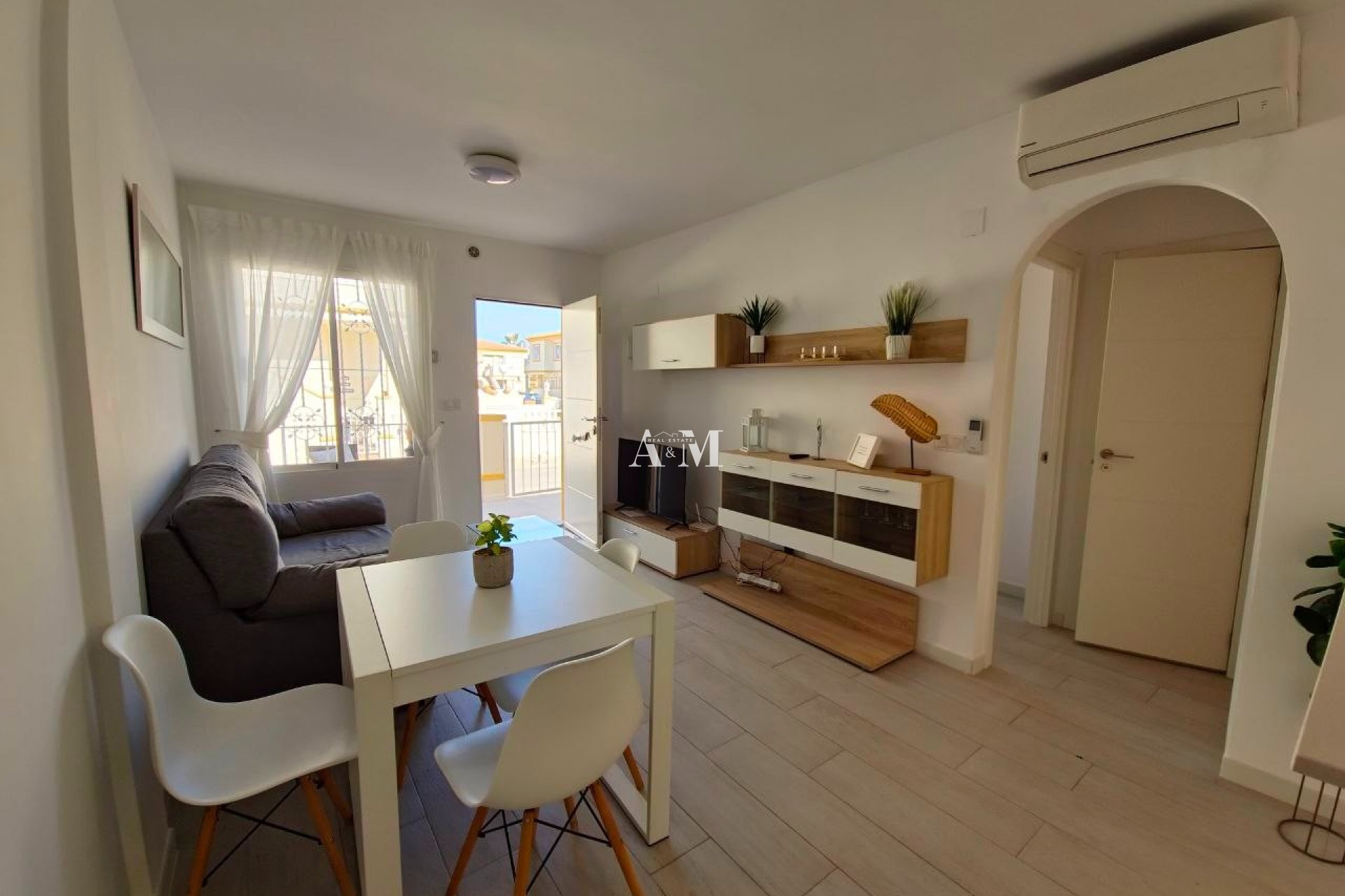Long Term Rental - Bungalow - Orihuela Costa - Playa Flamenca