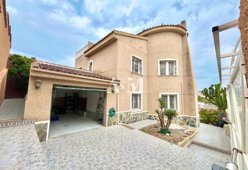 Long Term Rental - Chalet - Ciudad Quesada