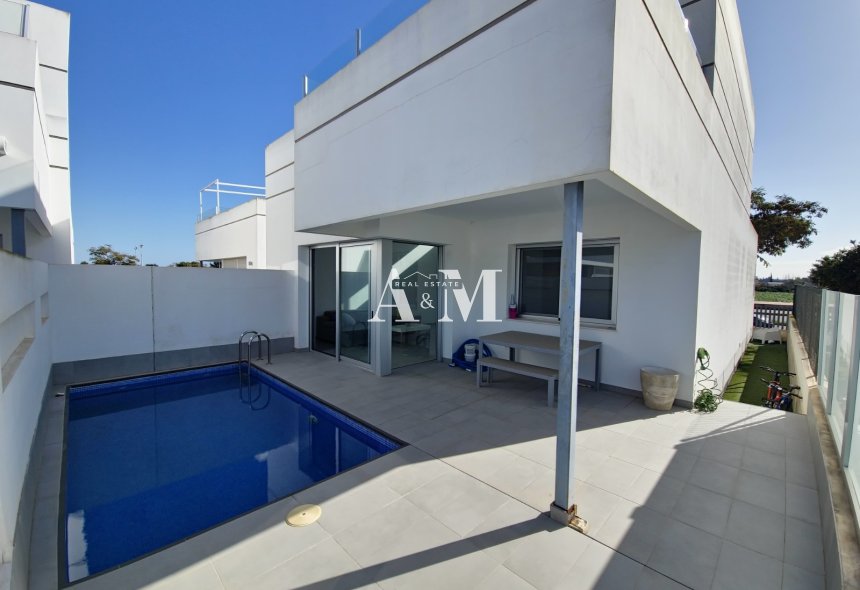 Long Term Rental - Chalet - Dolores