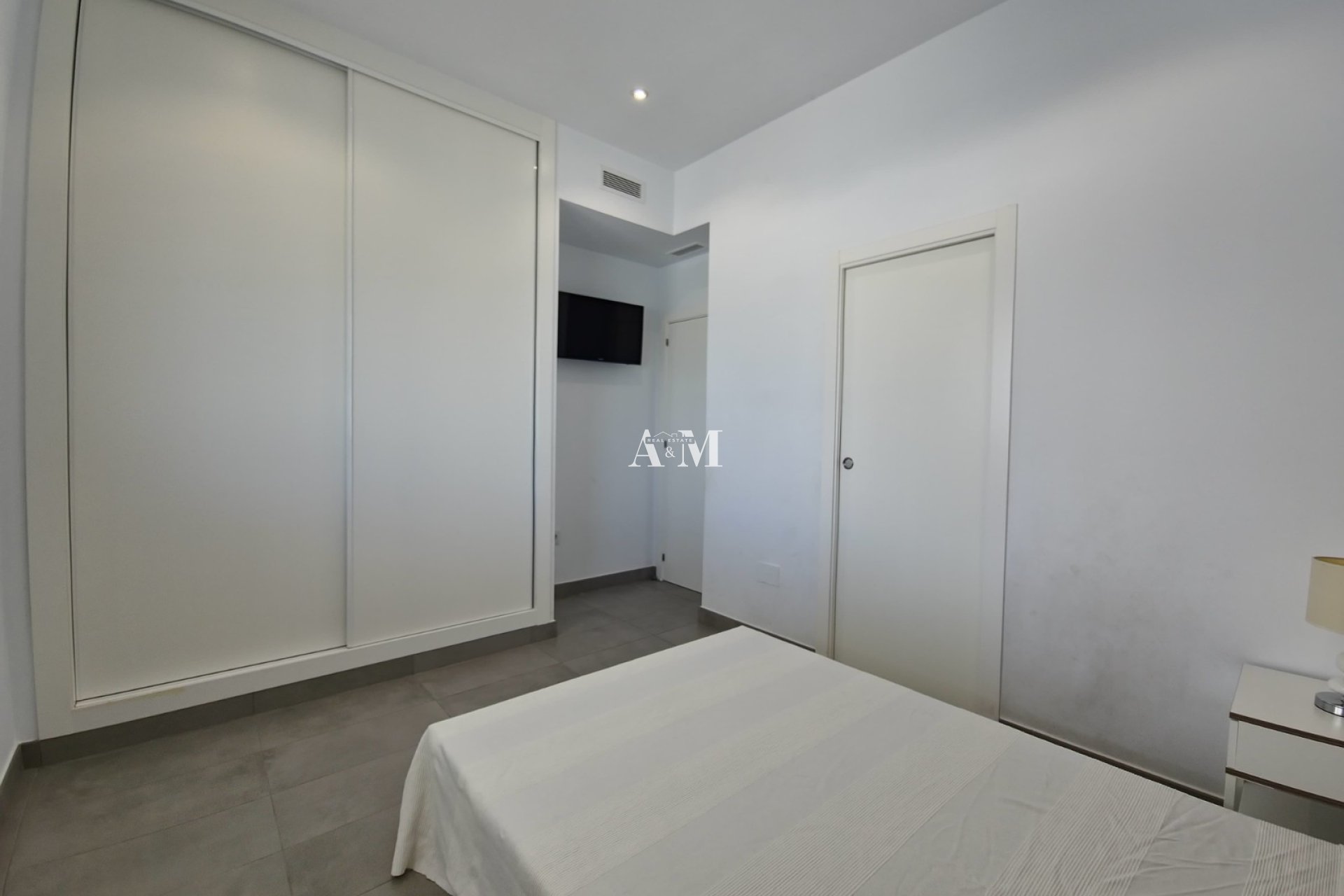 Long Term Rental - Chalet - Dolores