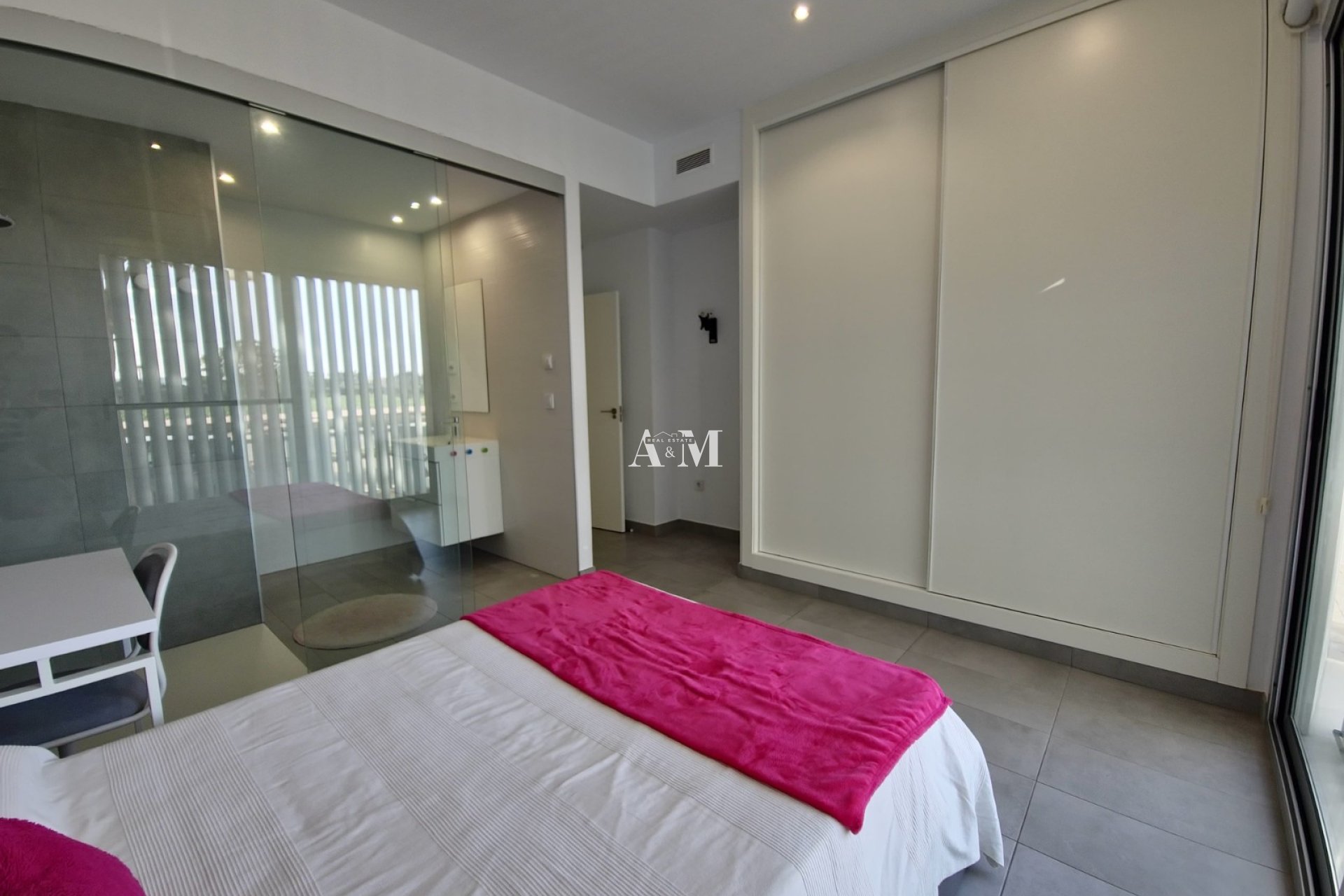 Long Term Rental - Chalet - Dolores