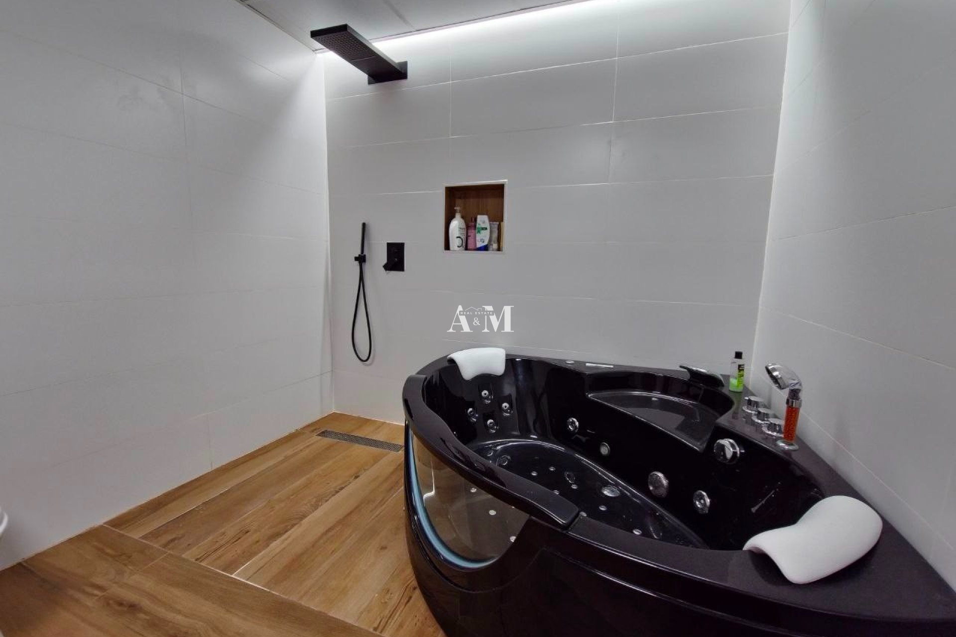 Long Term Rental - Chalet - Los Montesinos