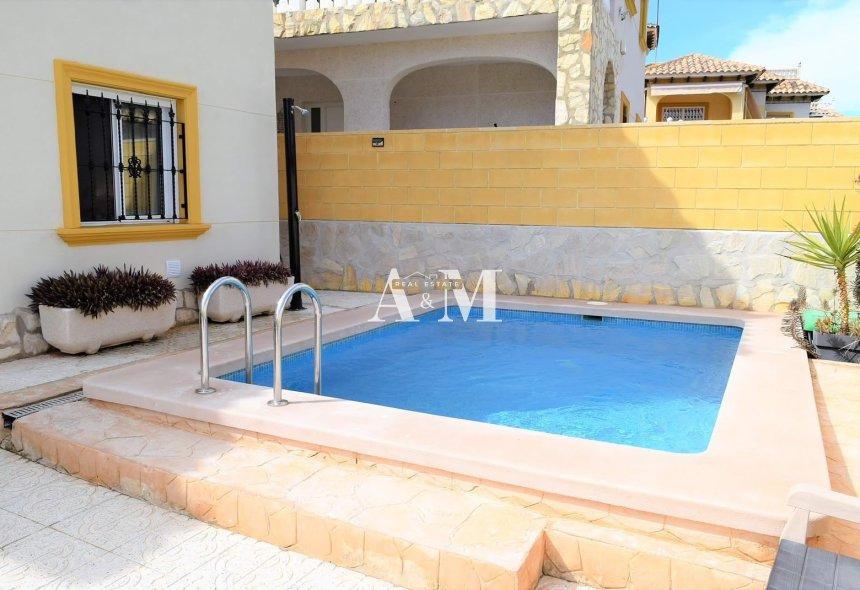 Long Term Rental - Chalet - Orihuela Costa - Cabo roig - La Zenia
