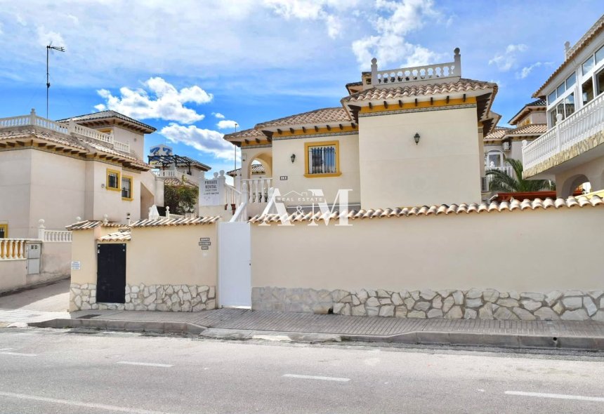 Long Term Rental - Chalet - Orihuela Costa - Cabo roig - La Zenia