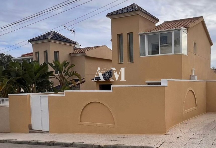 Long Term Rental - Chalet - Orihuela Costa - Villamartín