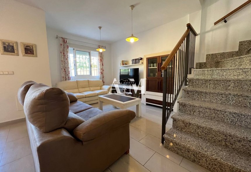 Long Term Rental - Chalet - Pilar de la Horadada