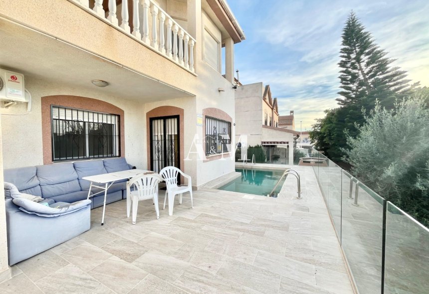 Long Term Rental - Chalet - Torrevieja - Nueva Torrevieja - Aguas Nuevas