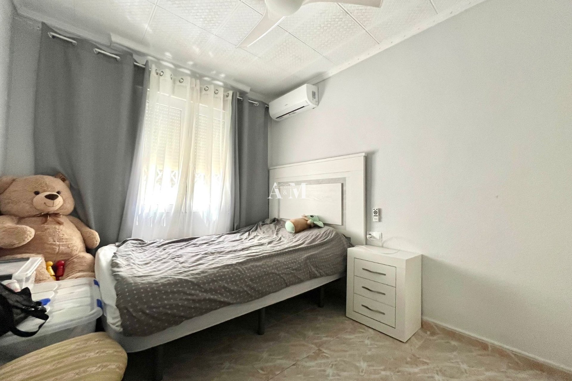 Long Term Rental - Chalet - Torrevieja - Playa de los Locos