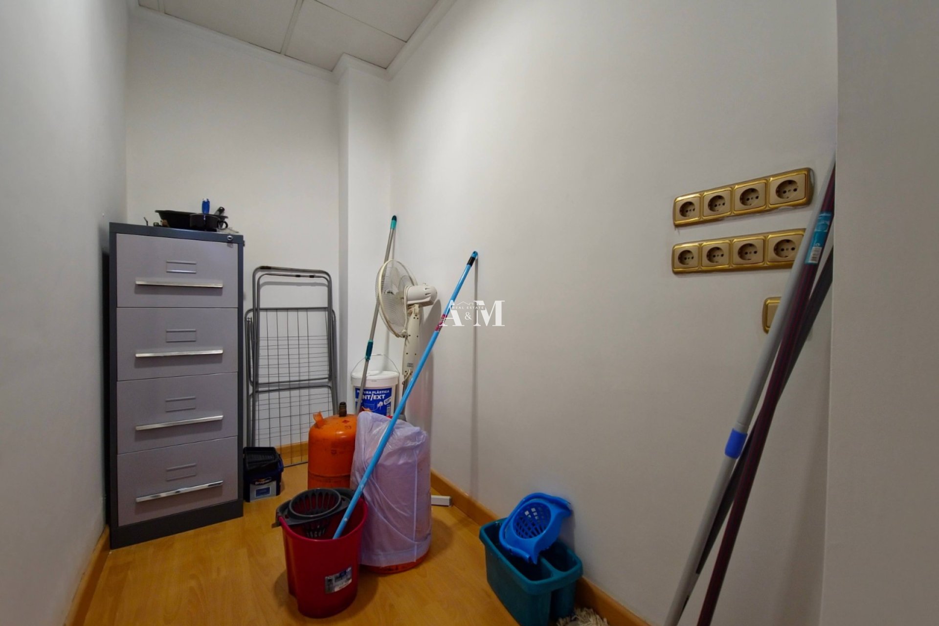 Long Term Rental - Commercial - Torrevieja - Centro