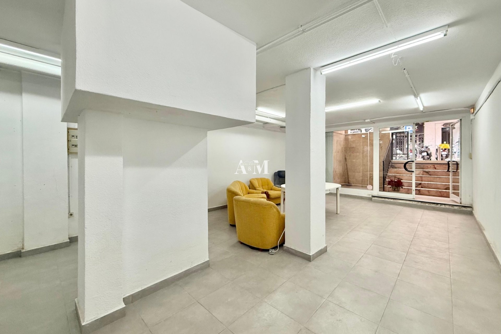 Long Term Rental - Commercial - Torrevieja - Centro