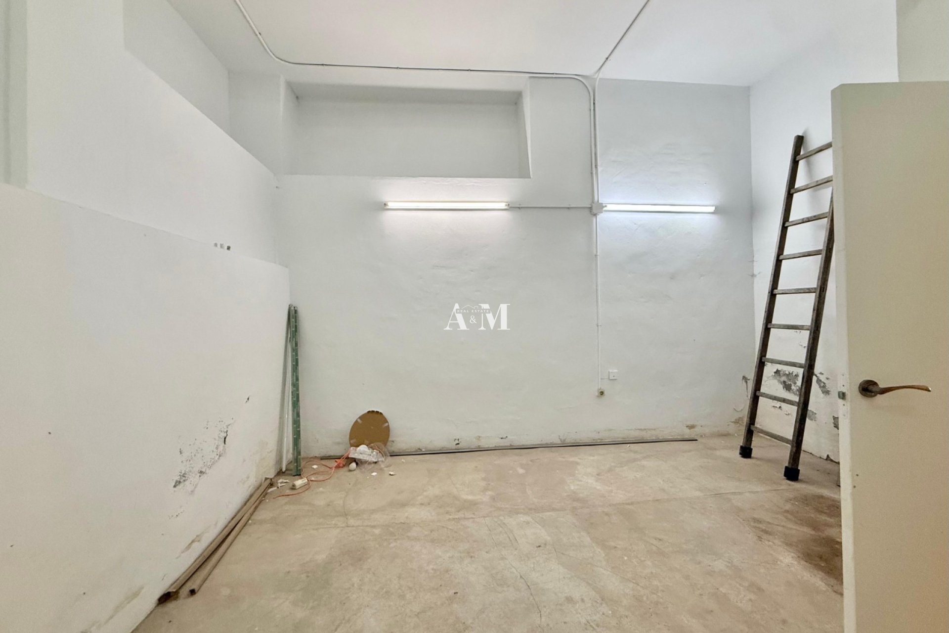 Long Term Rental - Commercial - Torrevieja - Centro