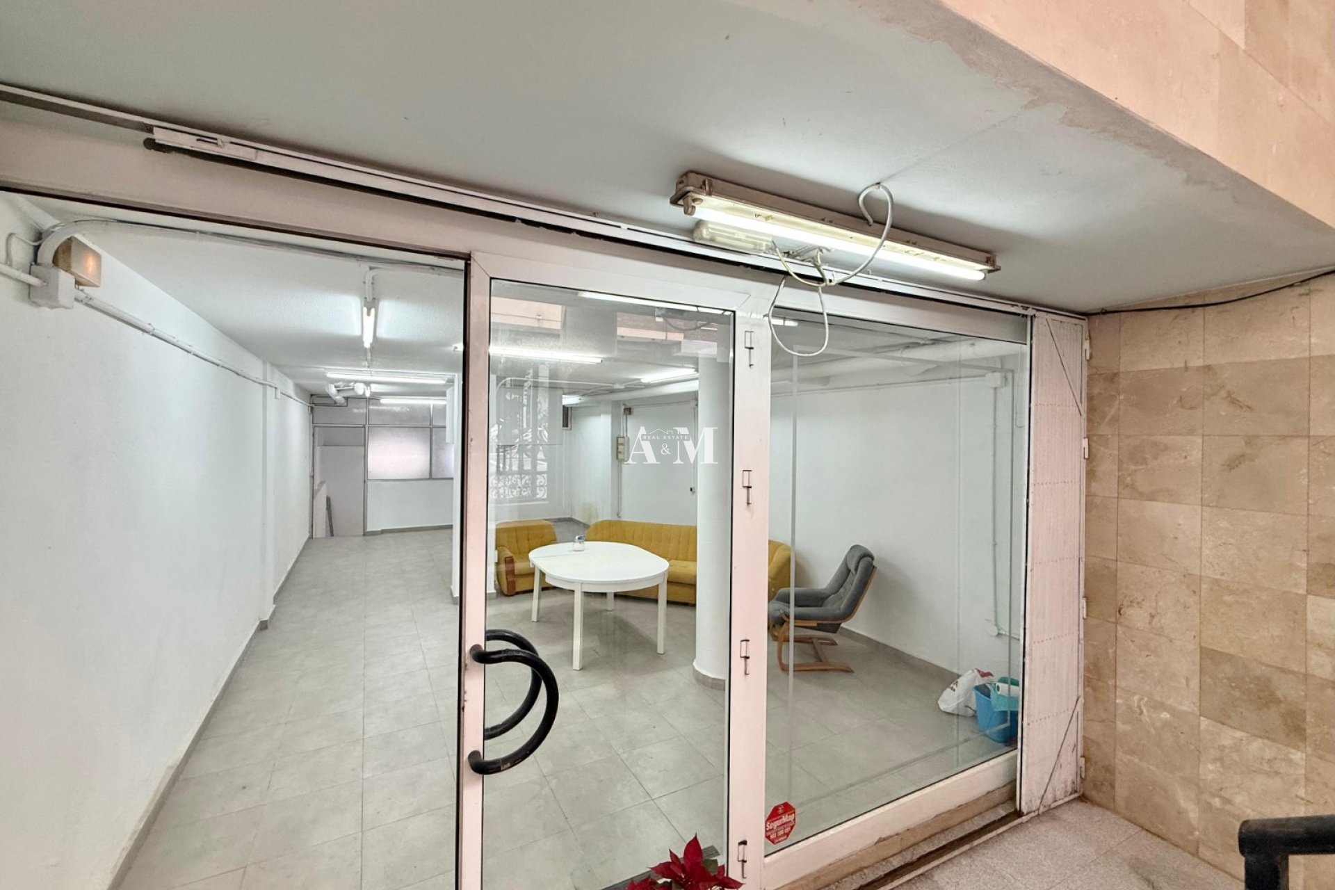 Long Term Rental - Commercial - Torrevieja - Centro