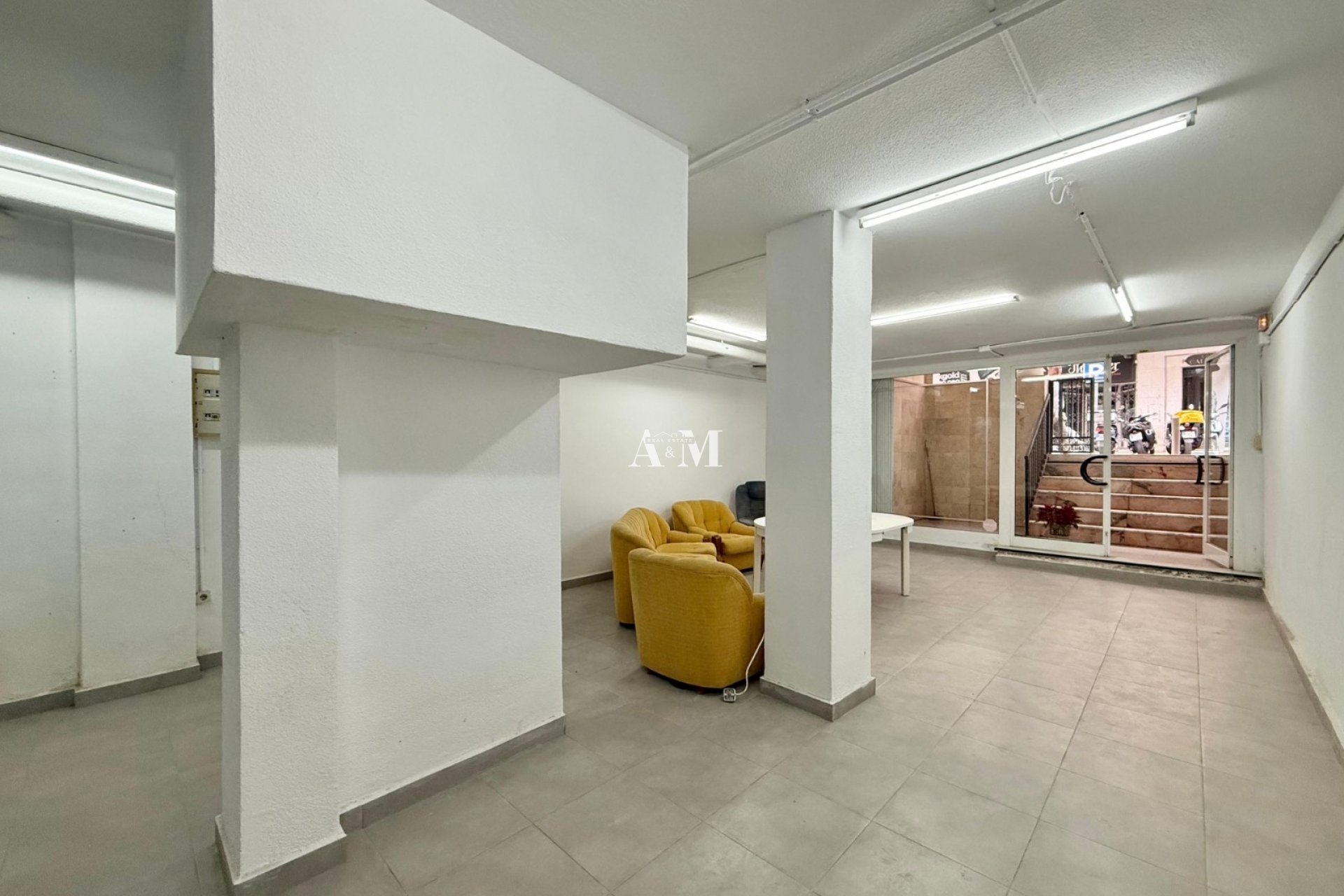 Long Term Rental - Commercial - Torrevieja - Centro