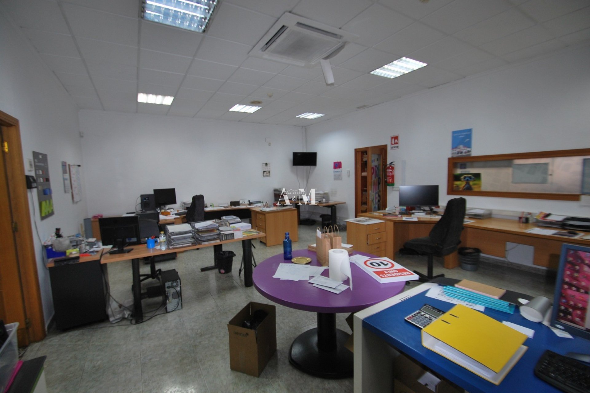 Long Term Rental - Commercial - Torrevieja - Parque de las Naciones
