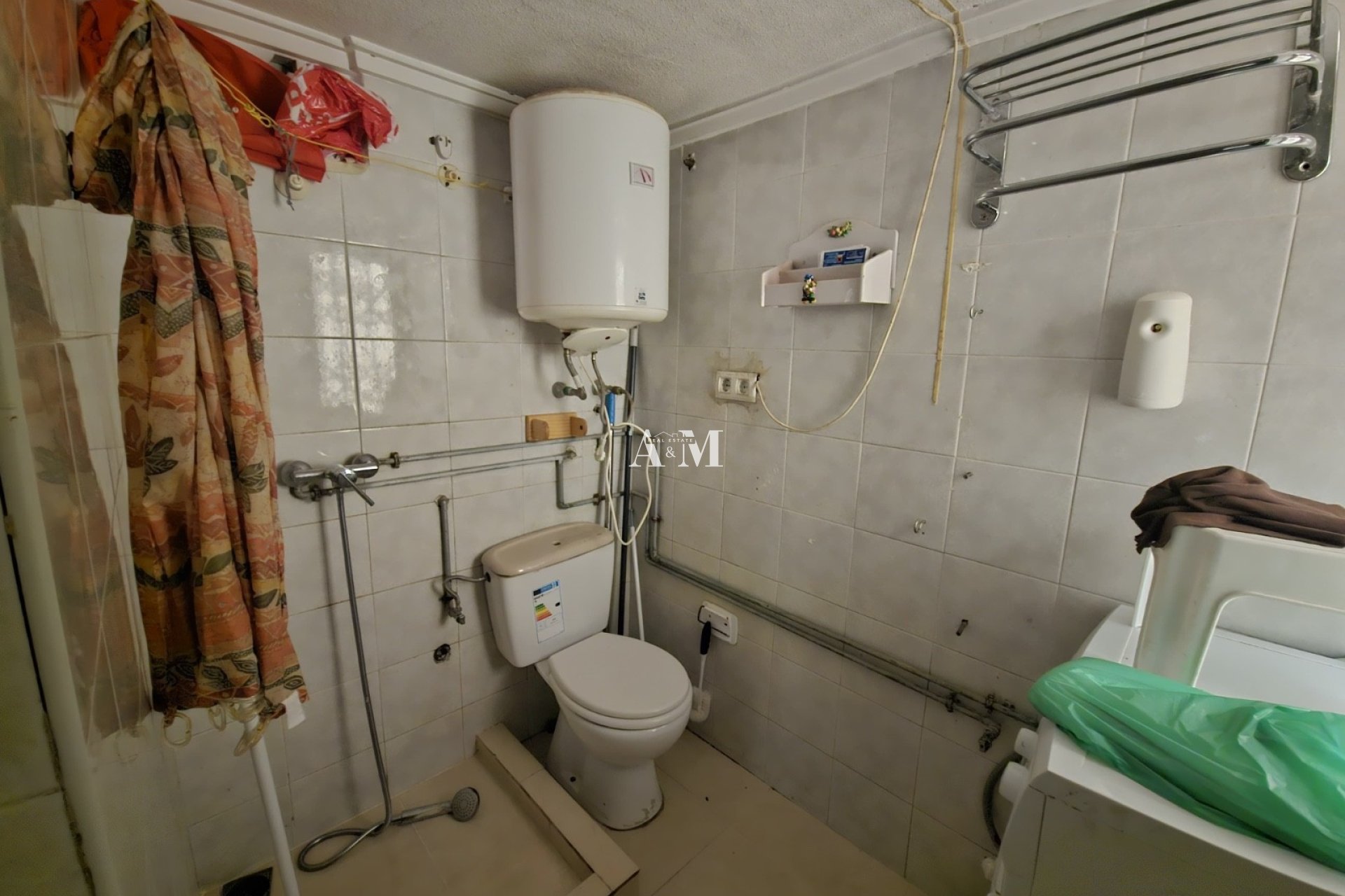 Long Term Rental - Commercial - Torrevieja - Playa de los Locos