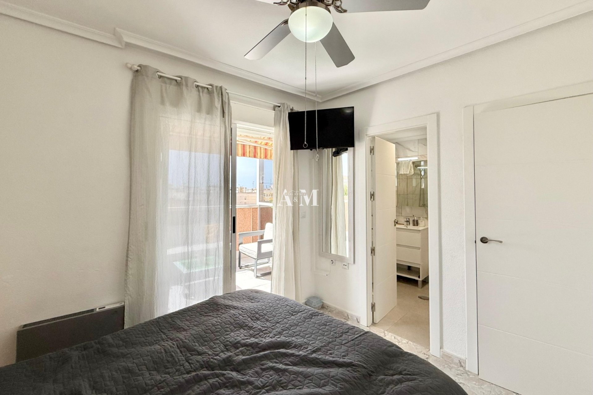 Long Term Rental - Penthouse - Torrevieja - Centro